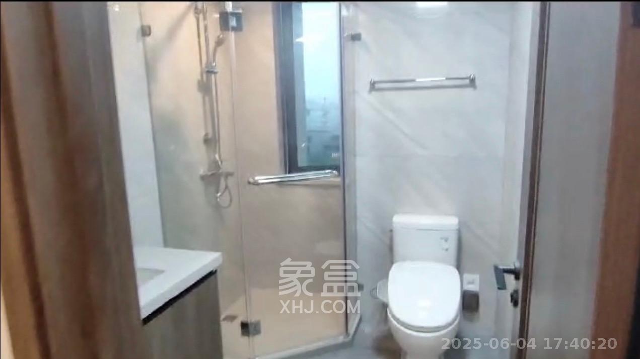 龙湖春江天玺  4室2厅2卫   5000.00元/月室内图