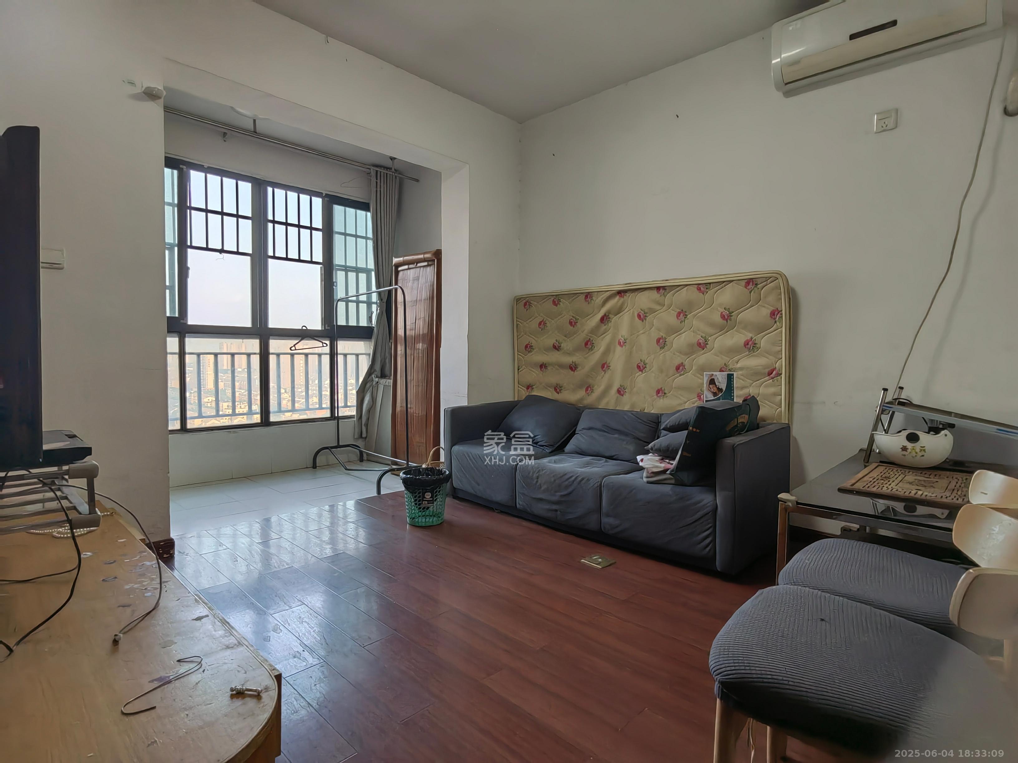 东玺门 2室2厅1卫 2500.0元/月 东玺门 2室2厅1卫 2500.0元/月室内图