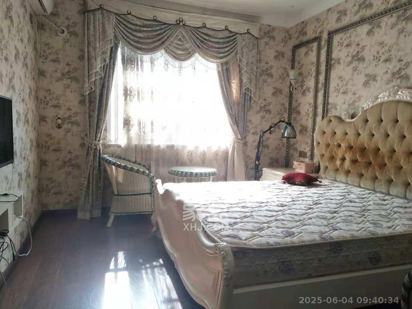 红树湾  3室2厅2卫   2200.00元/月室内图