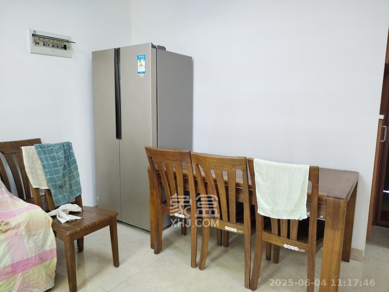 澳海澜庭  2室2厅1卫   1600.00元/月室内图