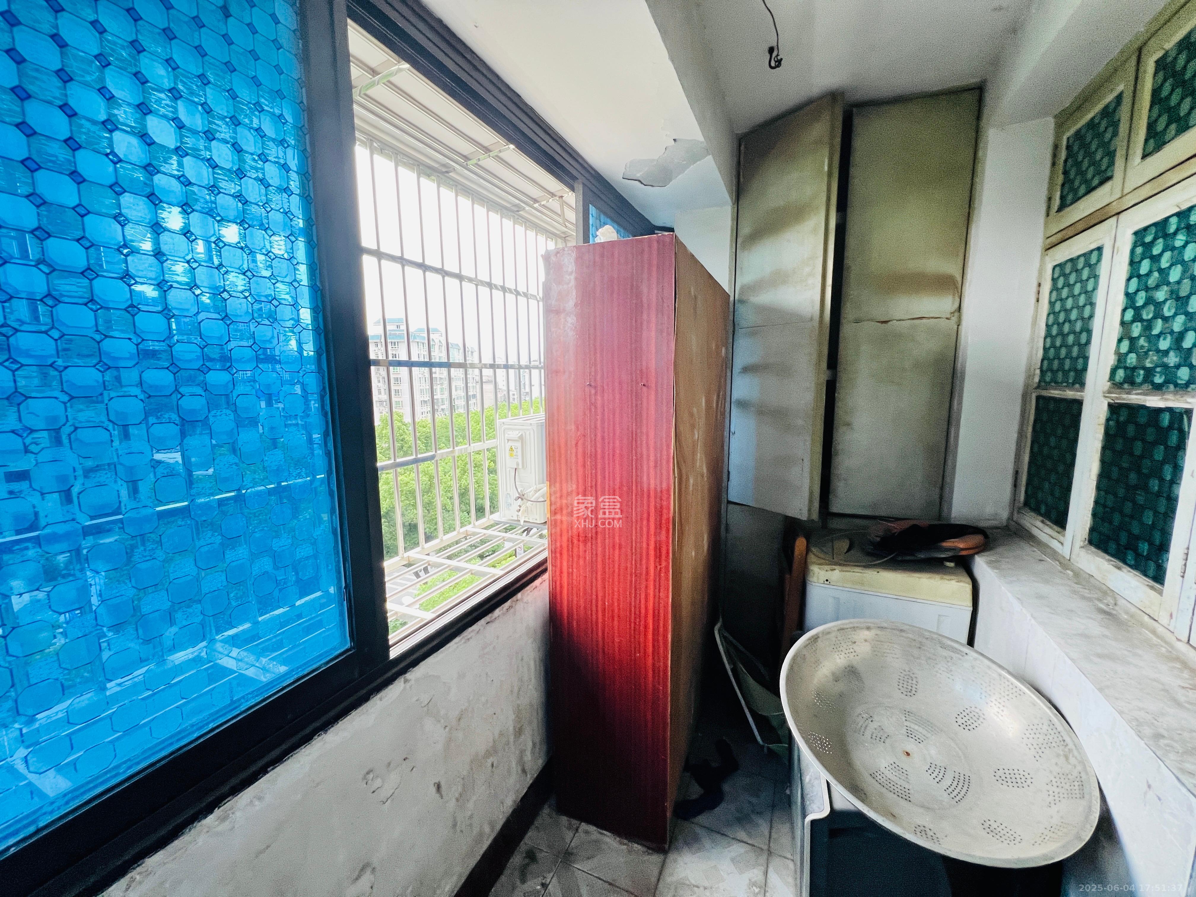 劳动广场消防队宿舍  2室1厅1卫    1200.0元/月室内图