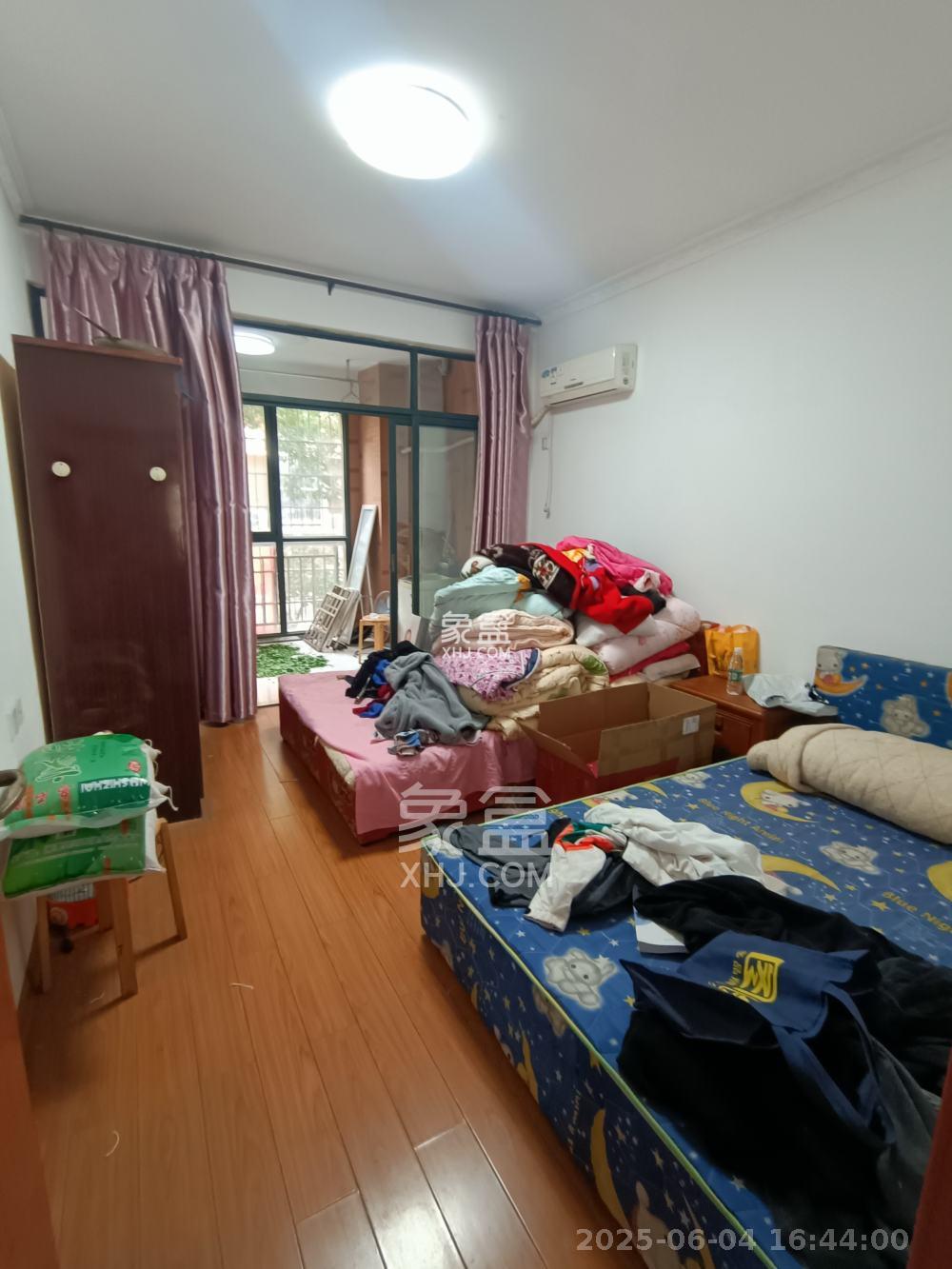 龙泊湾  4室2厅2卫   86.20万室内图