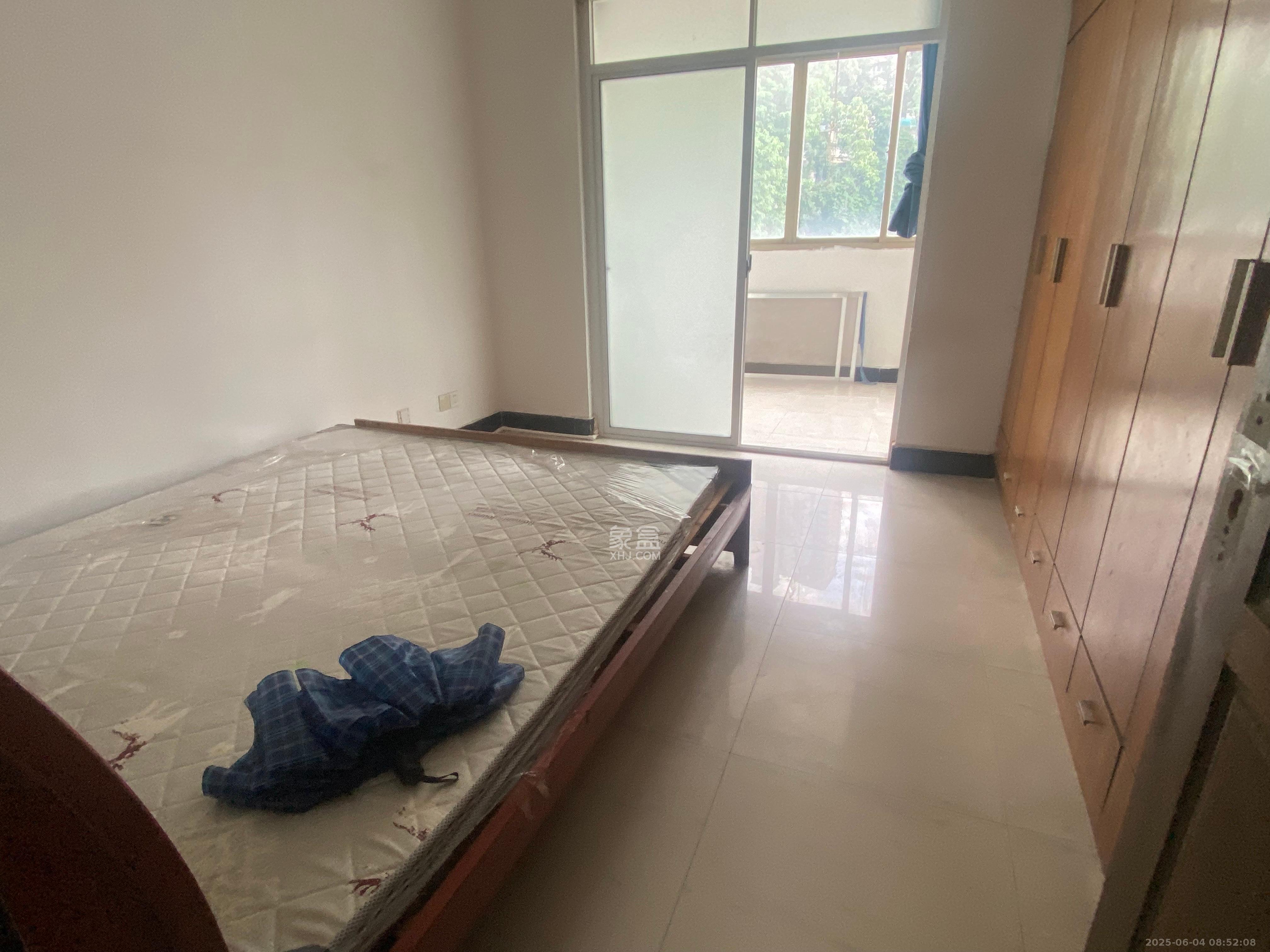 白沙家园(白沙欣苑) 4室2厅1卫 3600.0元/月 白沙家园(白沙欣苑) 4室2厅1卫 3600.0元/月室内图