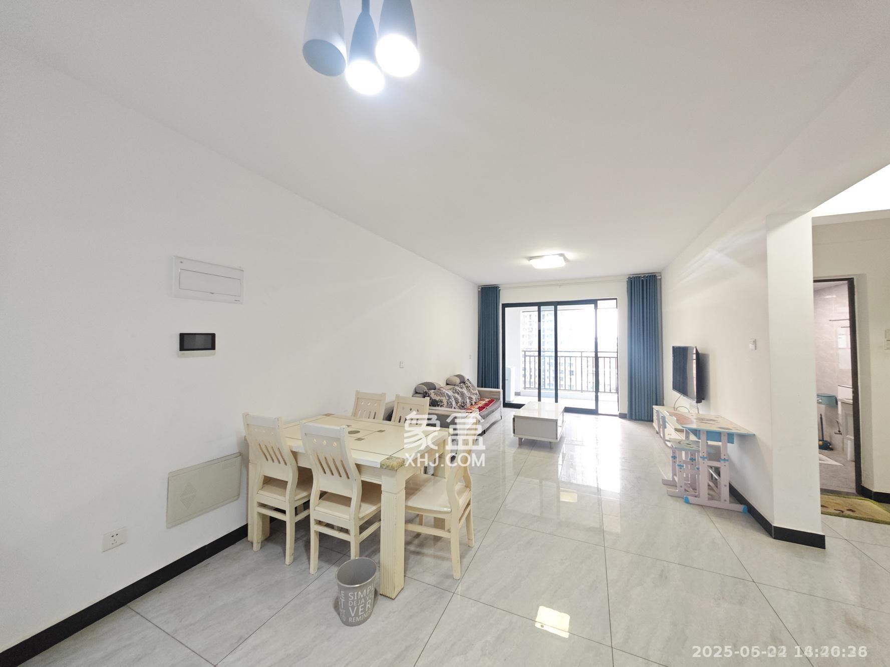 中建嘉和城  4室2厅1卫    2200.0元/月室内图