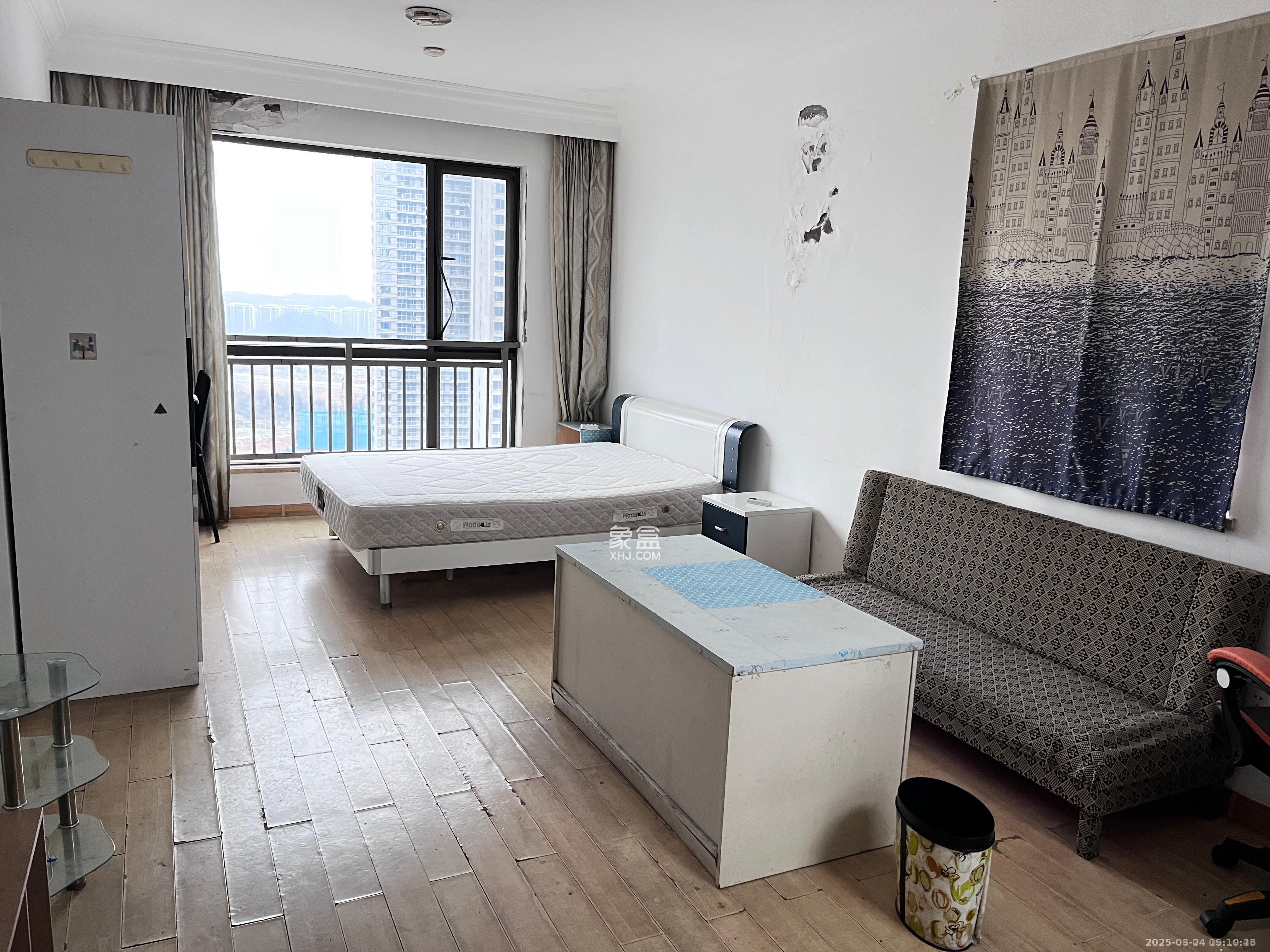 旭辉藏郡(藏郡、旭湘华府) 1室1厅1卫 1350.0元/月 旭辉藏郡(藏郡、旭湘华府) 1室1厅1卫 1350.0元/月室内图