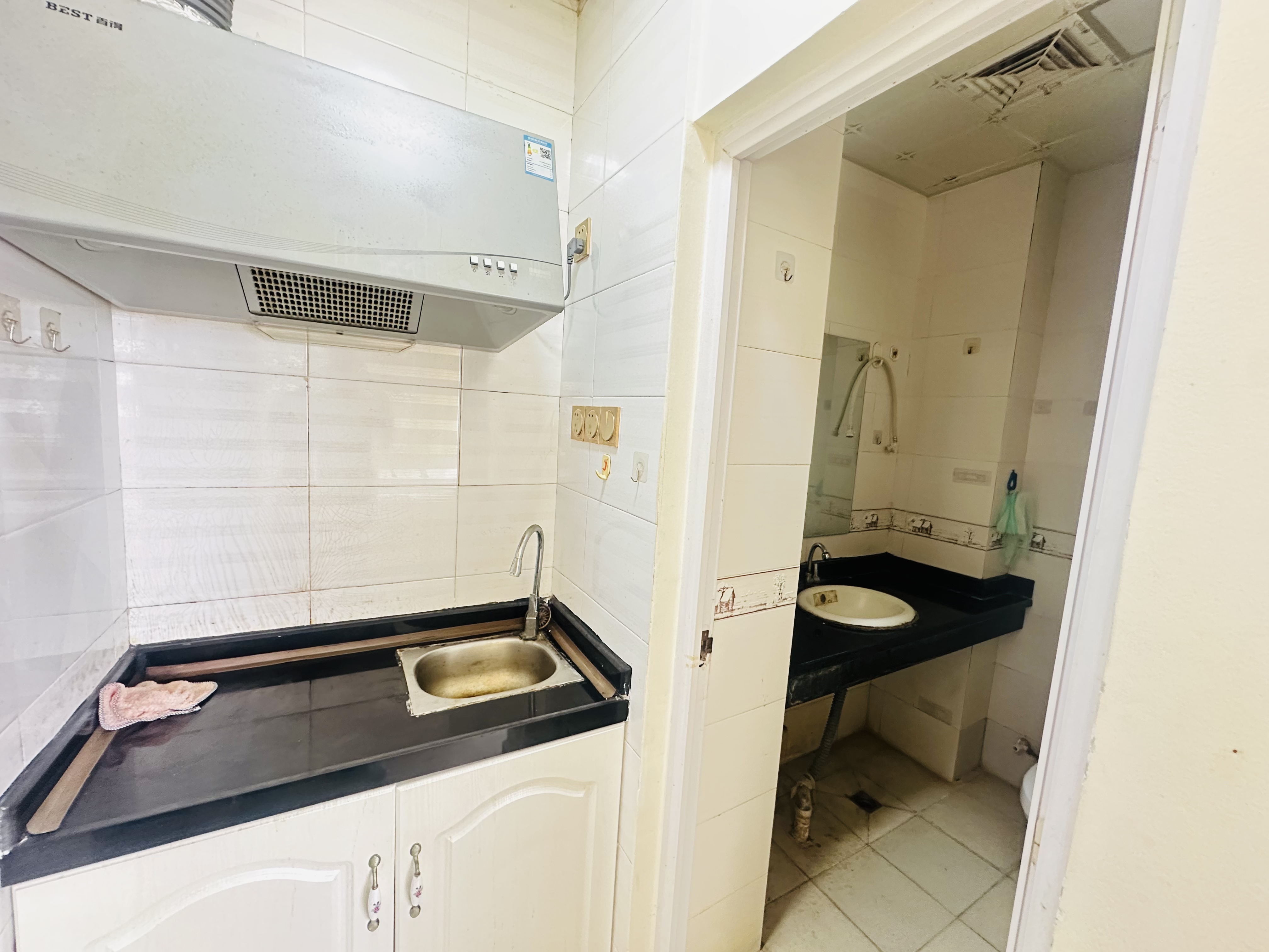 海岸尚城 1室0厅1卫 800.0元/月 海岸尚城 1室0厅1卫 800.0元/月室内图