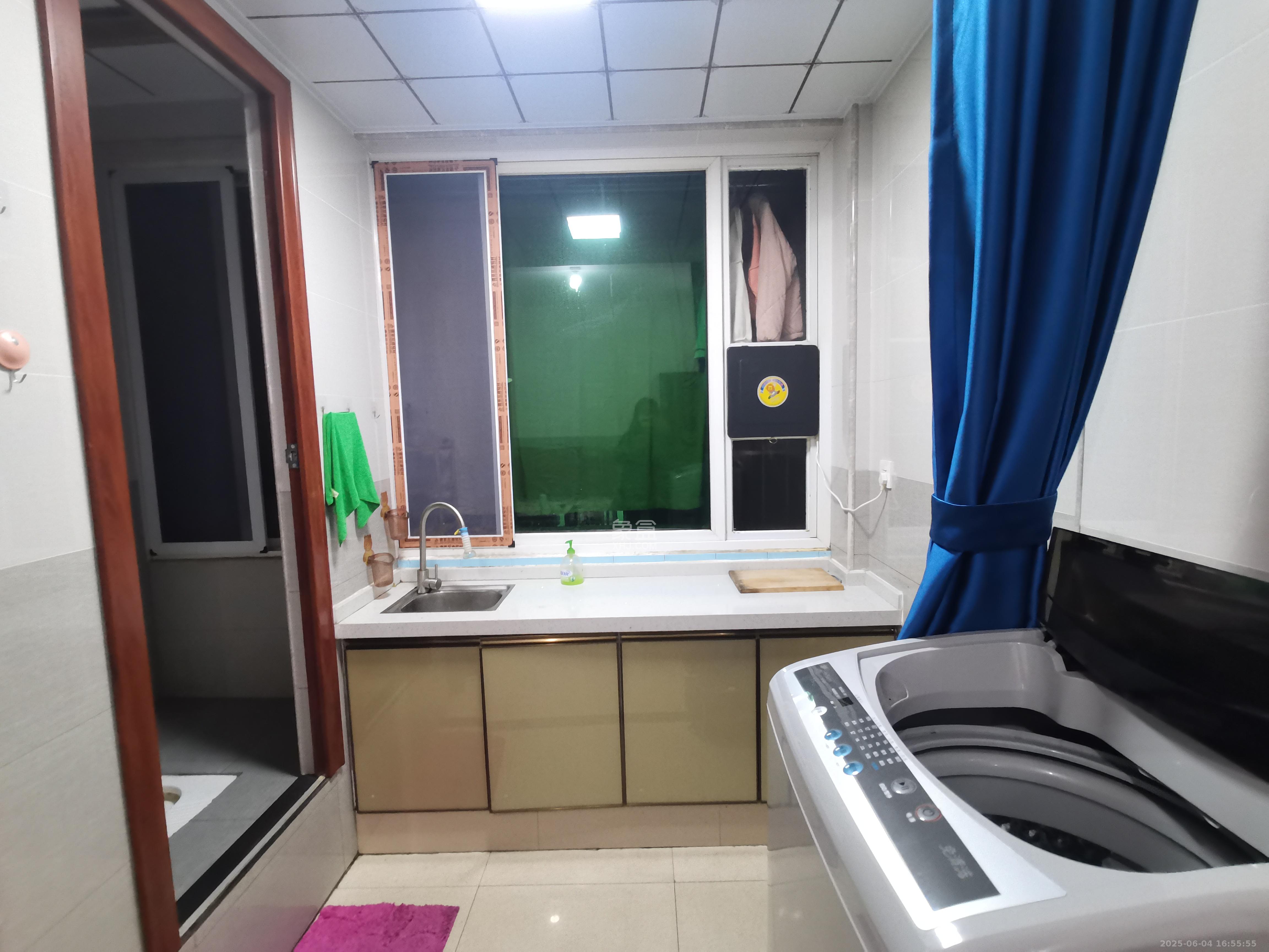 五一新村安置小区(永定社区、永兴社区、永祥社区) 1室0厅1卫 800.0元/月 五一新村安置小区(永定社区、永兴社区、永祥社区) 1室0厅1卫 800.0元/月室内图