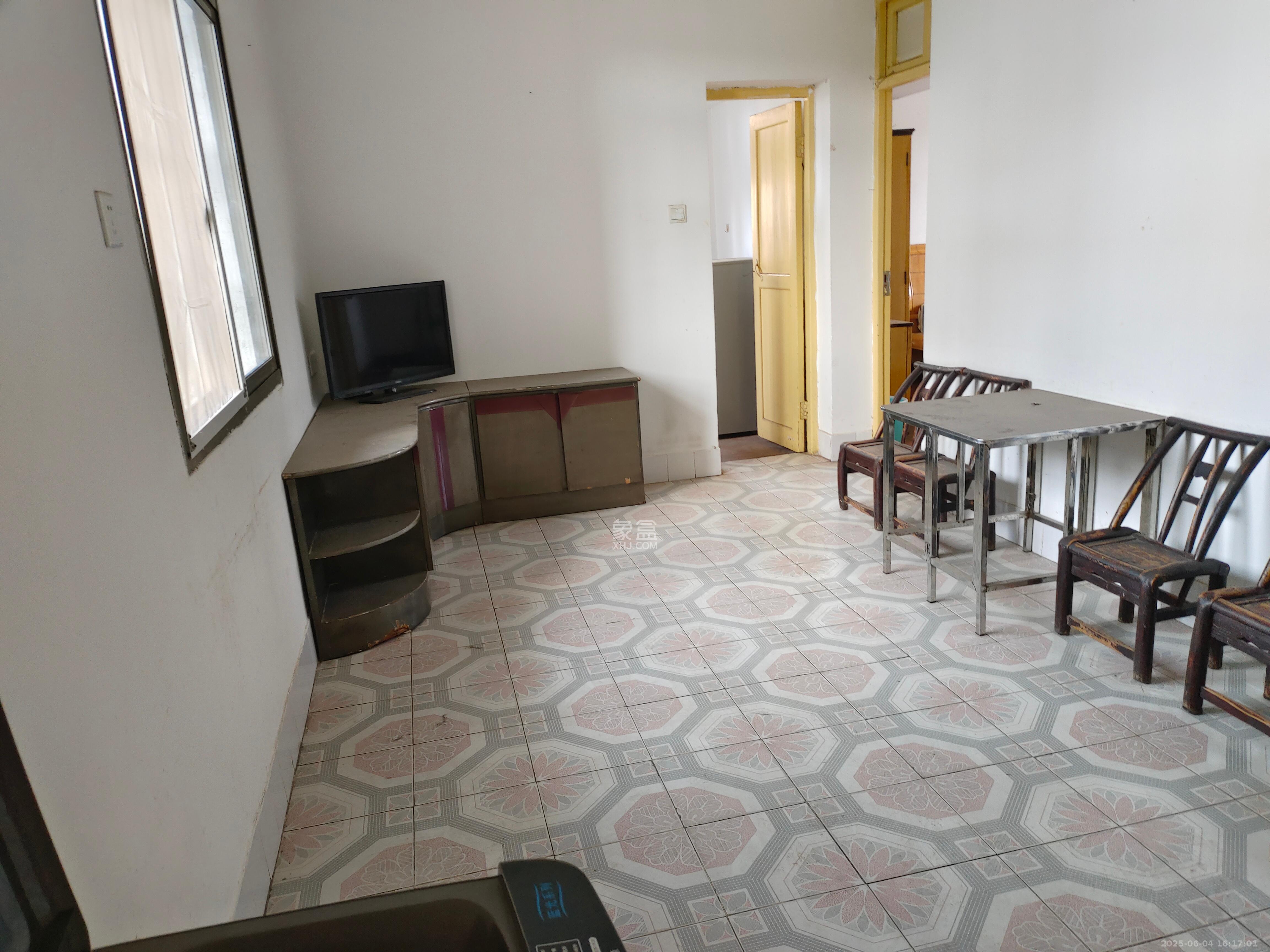 桂花二村 3室1厅1卫 1500.0元/月 桂花二村 3室1厅1卫 1500.0元/月室内图