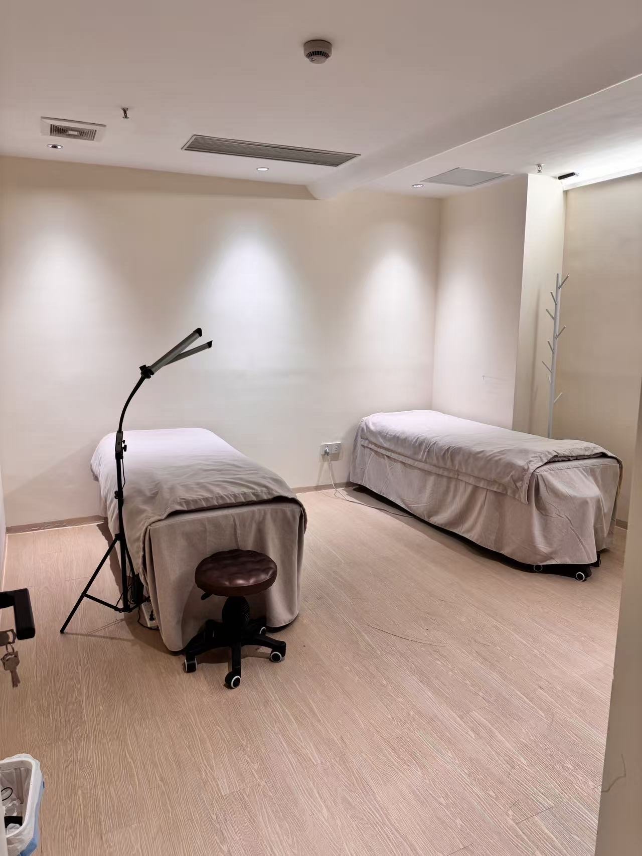 新城吾悦广场   225.0㎡     9500.00元/月室内图