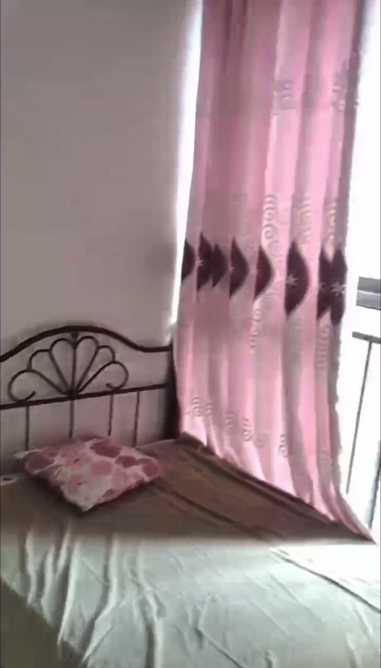 珠江帝景山庄  3室2厅1卫   1500.00元/月室内图