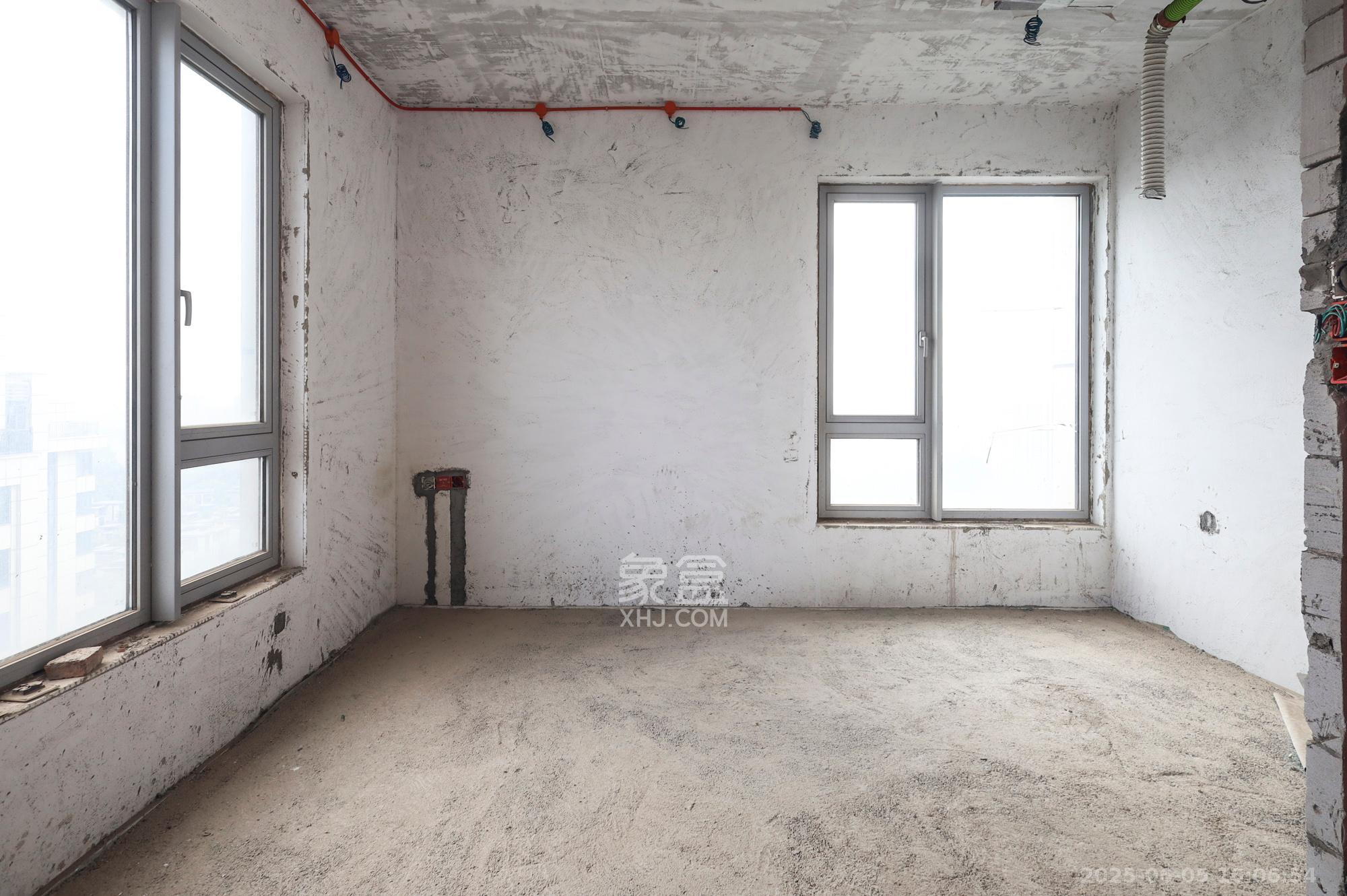 湘江壹号一二三期(创远湘江壹号) 4室2厅2卫 260.0万 湘江壹号一二三期(创远湘江壹号) 4室2厅2卫 260.0万卧室