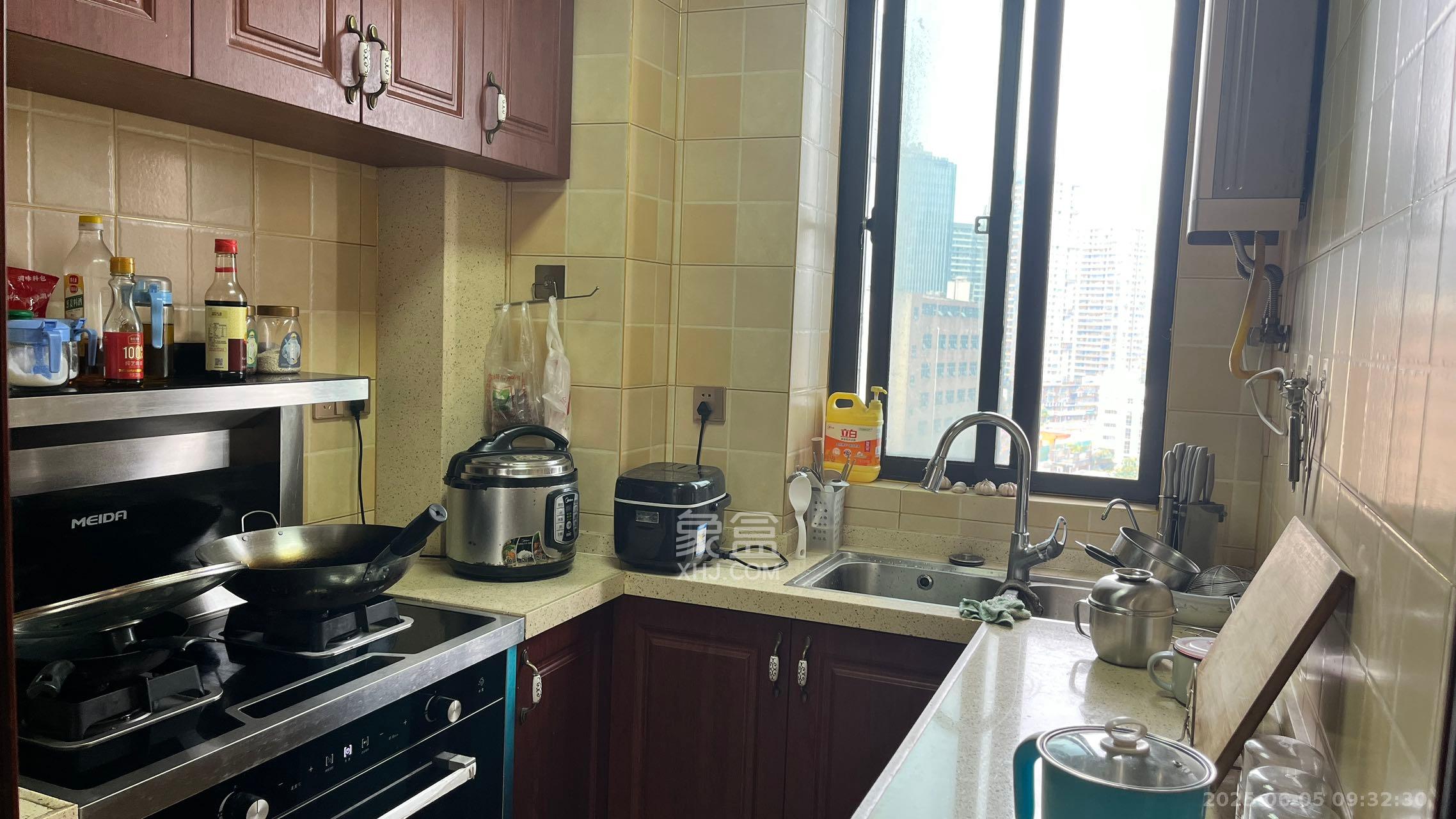 正旺国际铭城(正旺U公馆) 3室2厅1卫 3200.0元/月 正旺国际铭城(正旺U公馆) 3室2厅1卫 3200.0元/月室内图