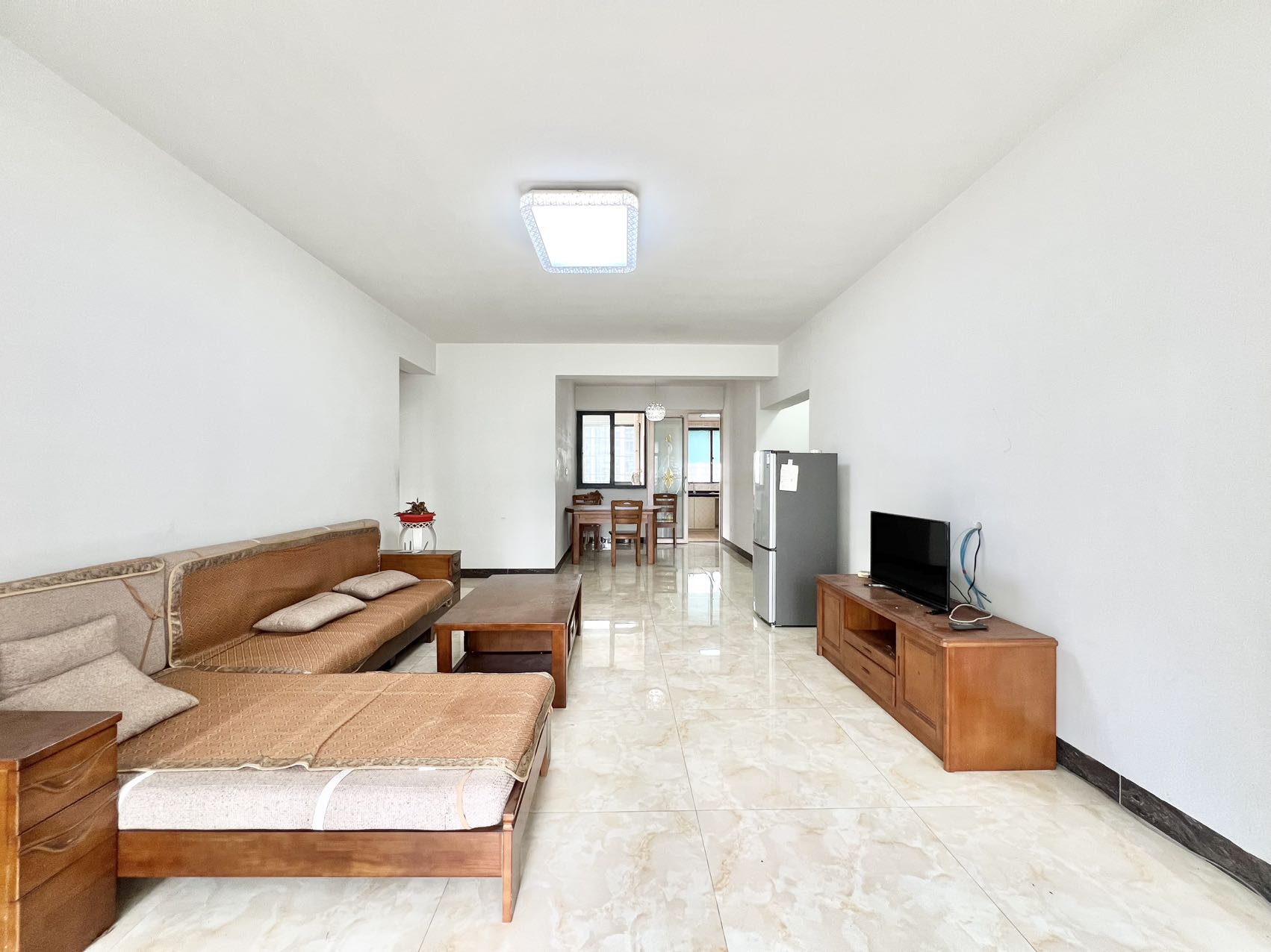 祥和家园 3室2厅2卫 3500.0元/月 祥和家园 3室2厅2卫 3500.0元/月室内图