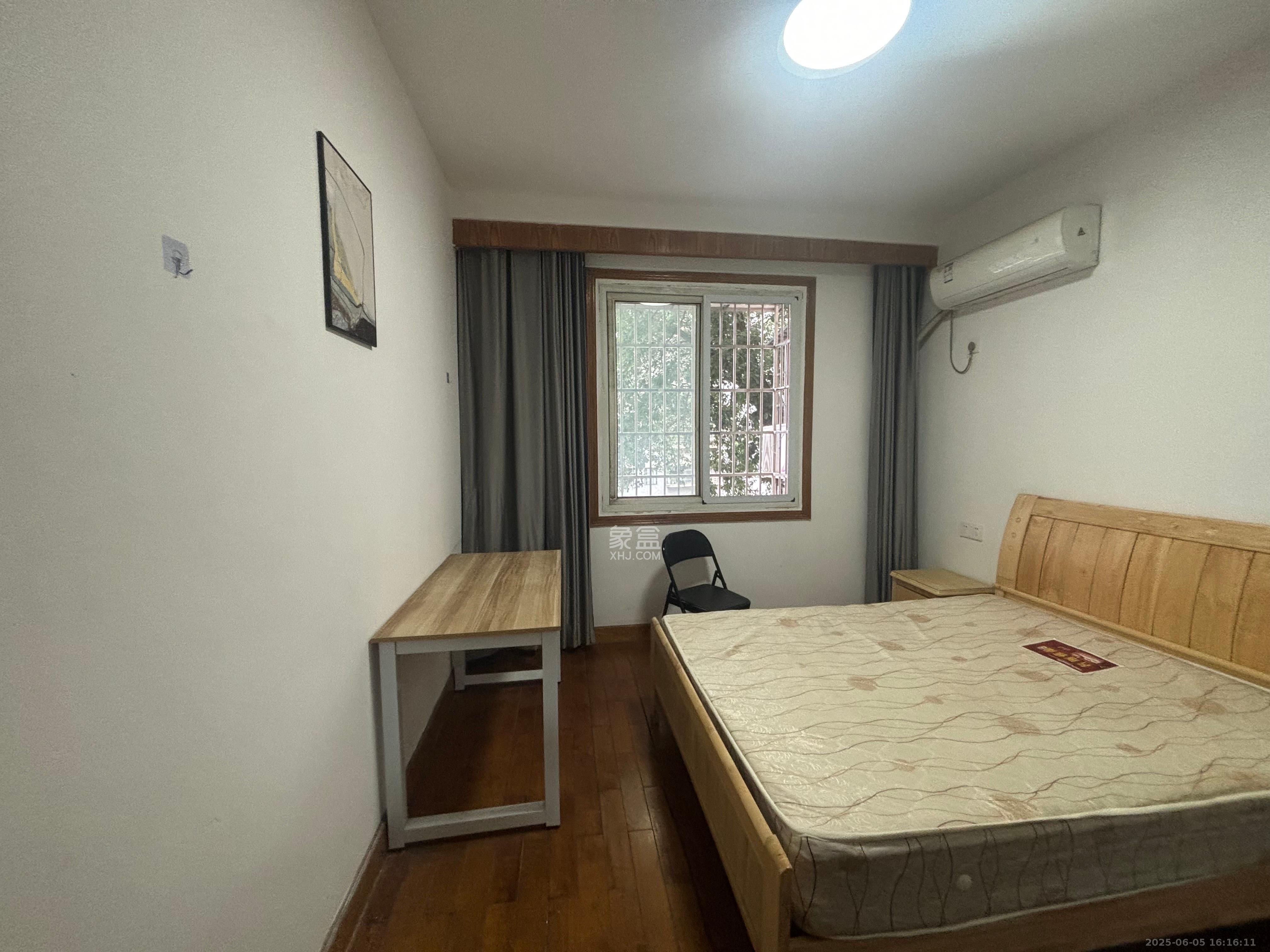 省木材公司宿舍(原欧园木材厂宿舍) 1室1厅1卫 1000.0元/月 省木材公司宿舍(原欧园木材厂宿舍) 1室1厅1卫 1000.0元/月室内图