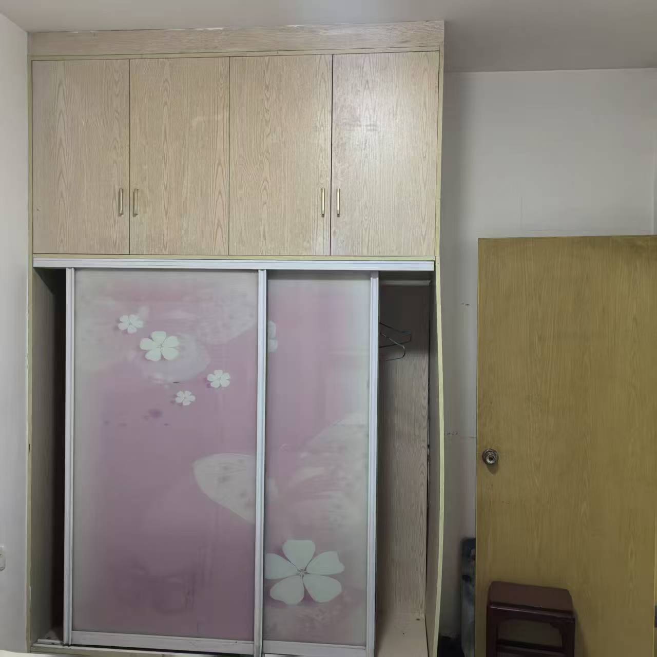 时代华府  1室1厅1卫   1000.00元/月室内图