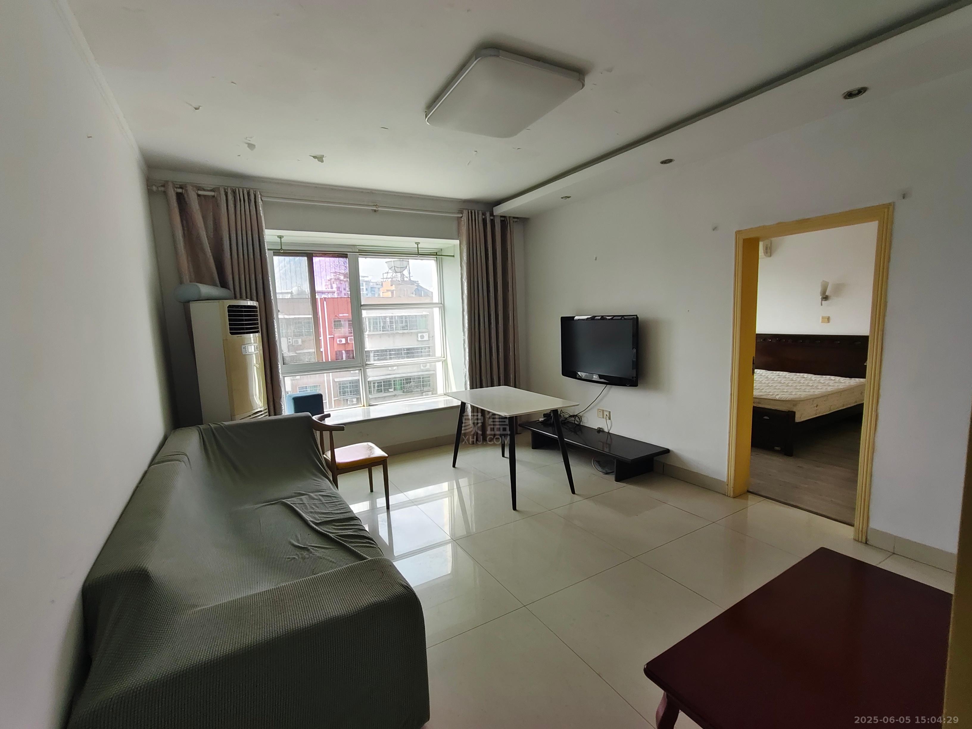 金碧华庭 1室0厅0卫 1200.0元/月 金碧华庭 1室0厅0卫 1200.0元/月室内图