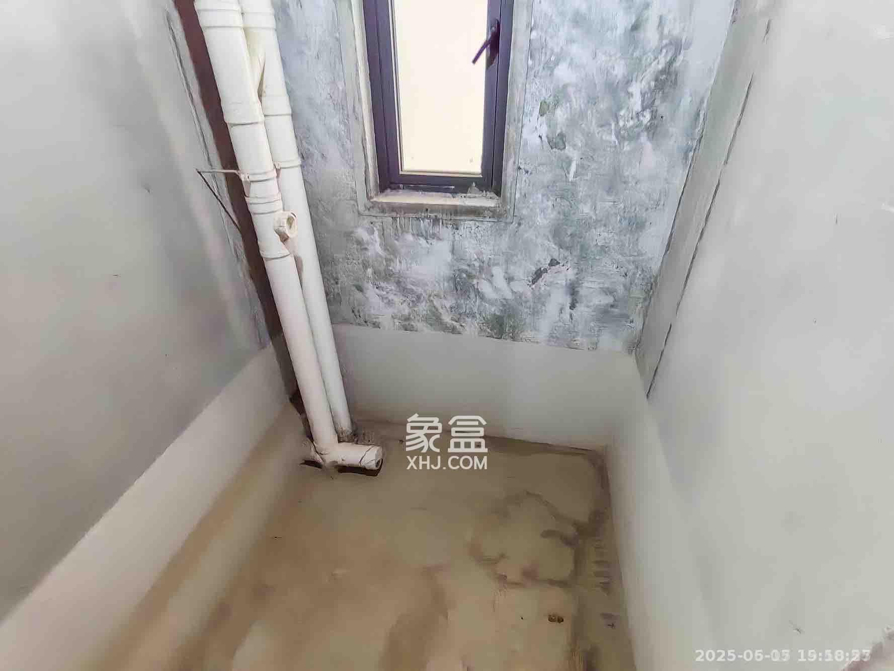 保利金香槟 3室2厅2卫 1200.0元/月 保利金香槟 3室2厅2卫 1200.0元/月室内图