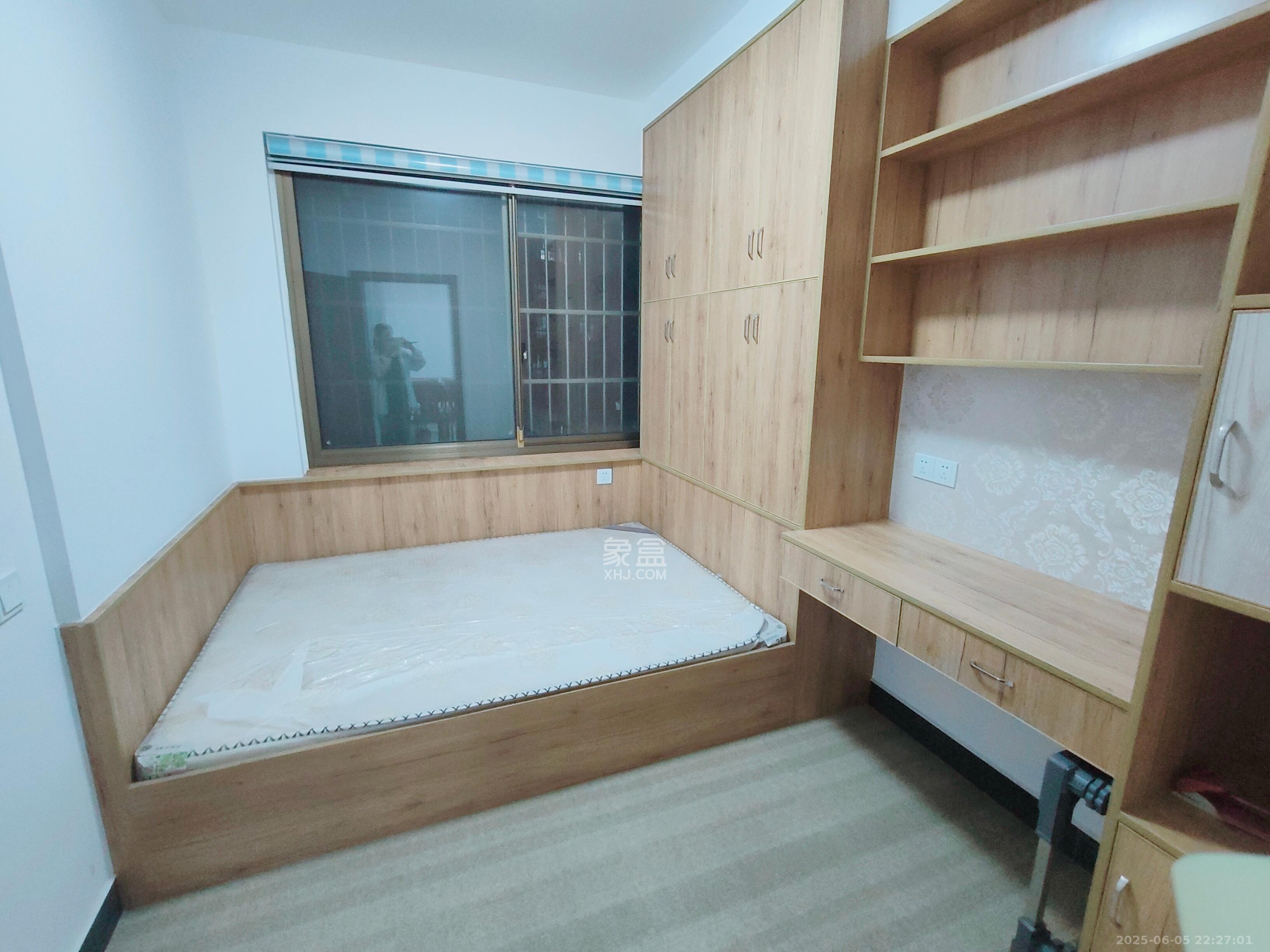 家和院  4室2厅1卫   2200.00元/月室内图