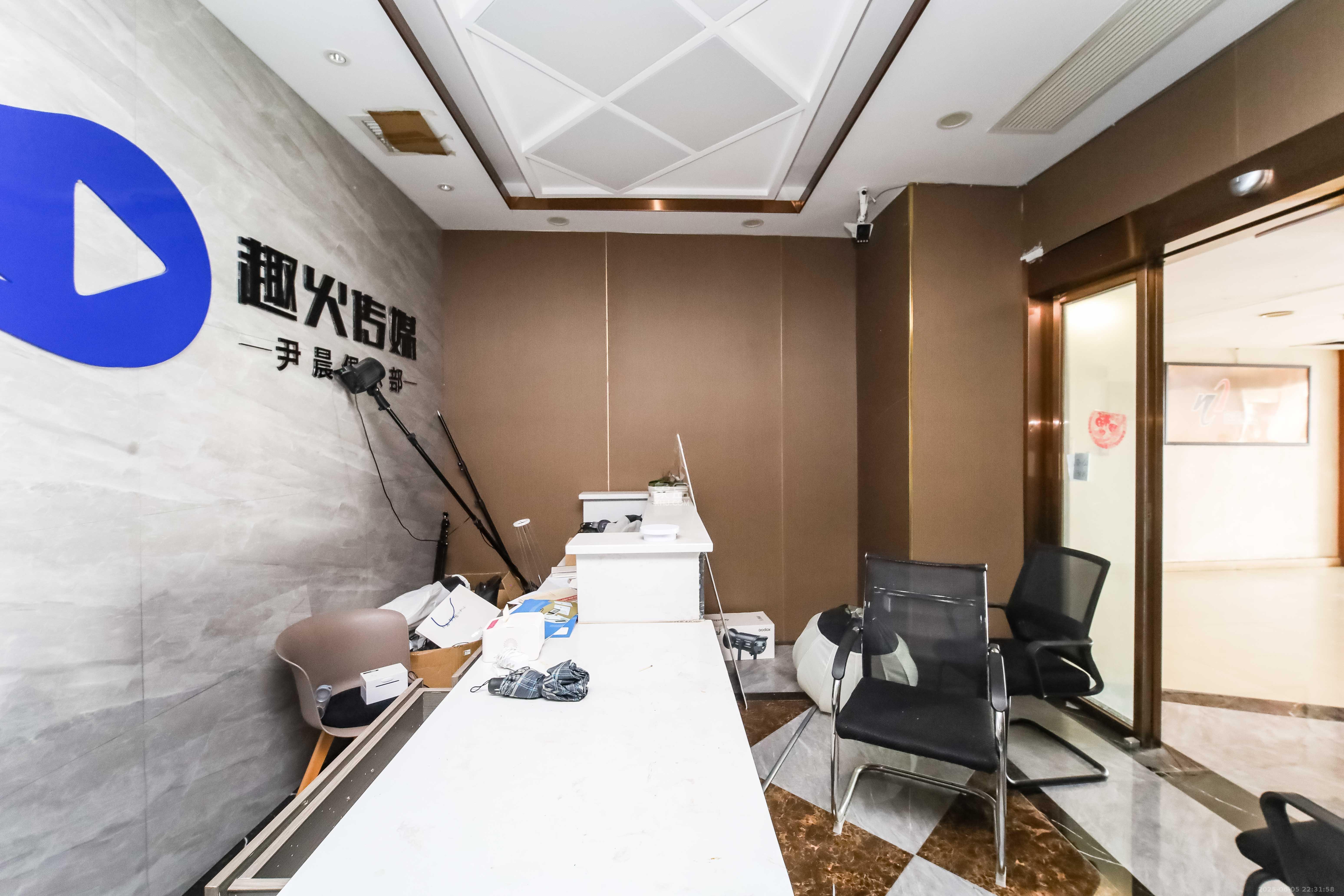 年华世嘉酒店（原：延年世嘉酒店）  1室1厅1卫   31.00万其他