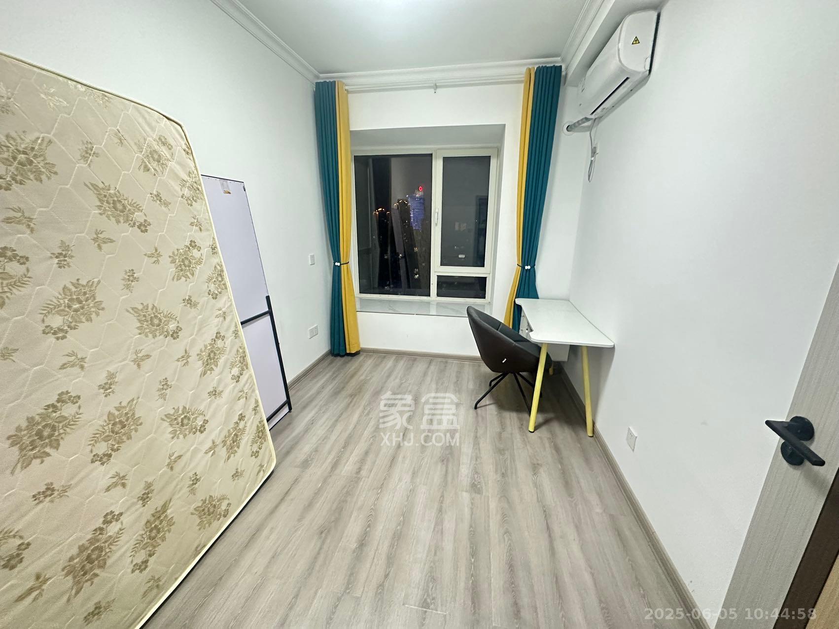 北辰三角洲E7区  3室2厅2卫   5300.00元/月室内图