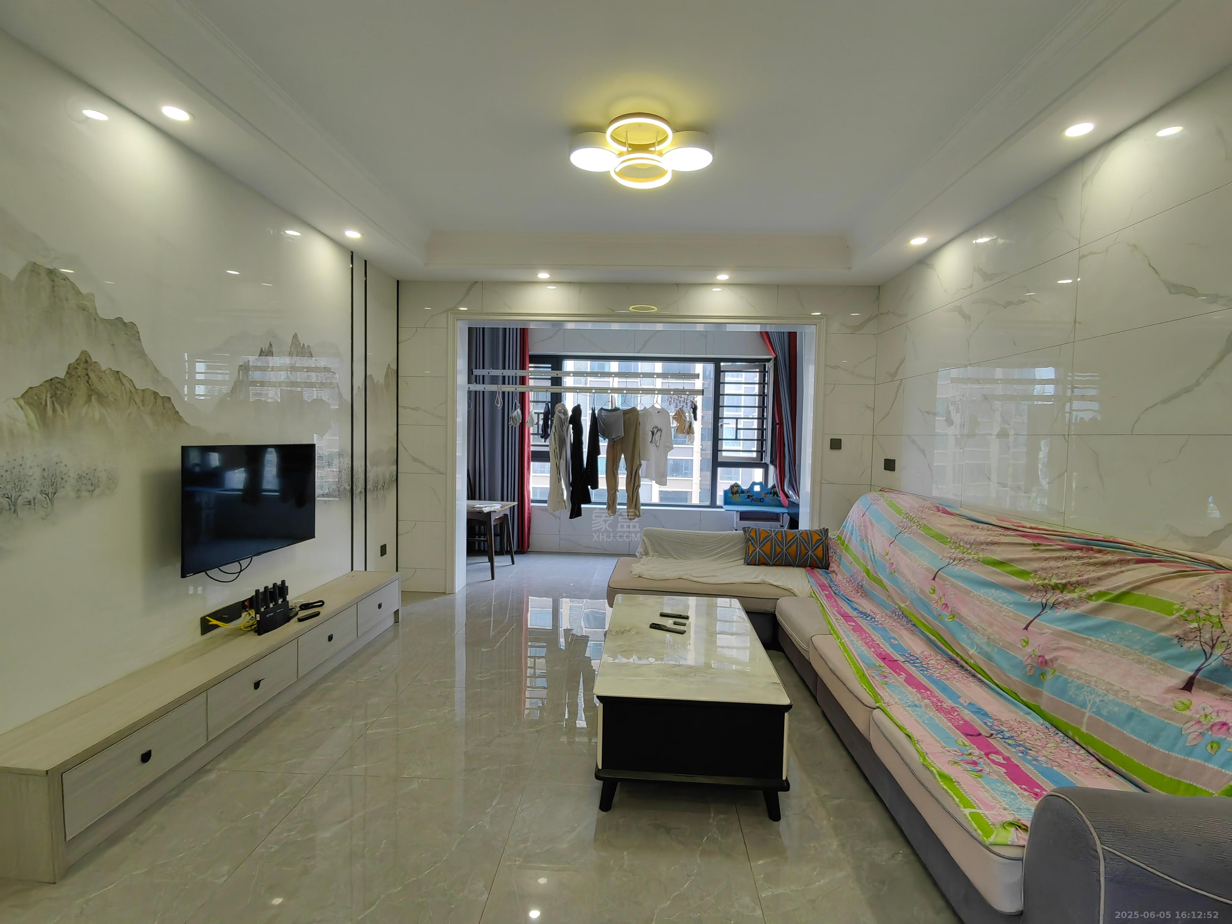 华晨藏龙湾 3室2厅2卫 1600.0元/月 华晨藏龙湾 3室2厅2卫 1600.0元/月室内图