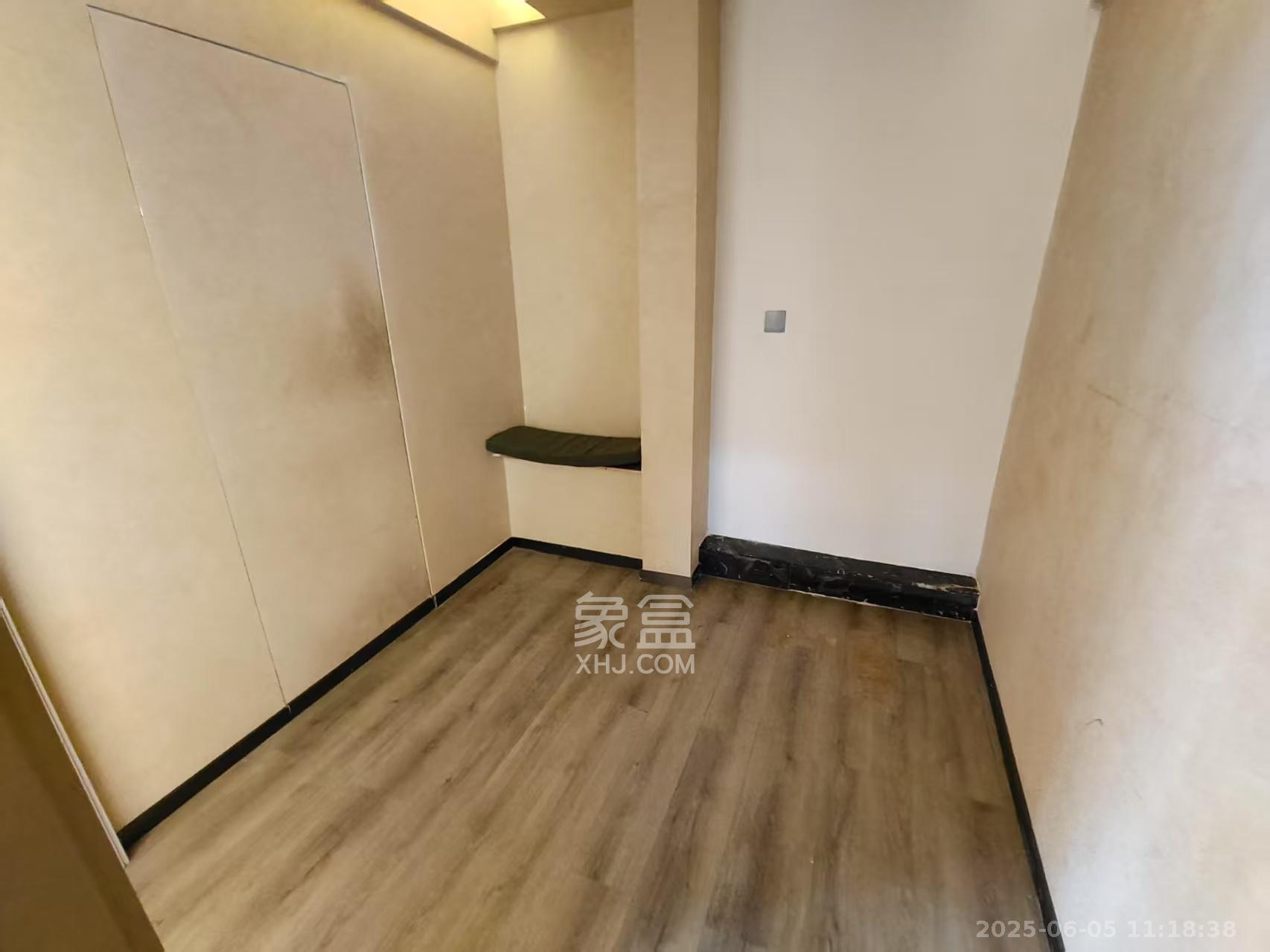 友阿光大大厦 1室1厅1卫 2200.0元/月 友阿光大大厦 1室1厅1卫 2200.0元/月室内图