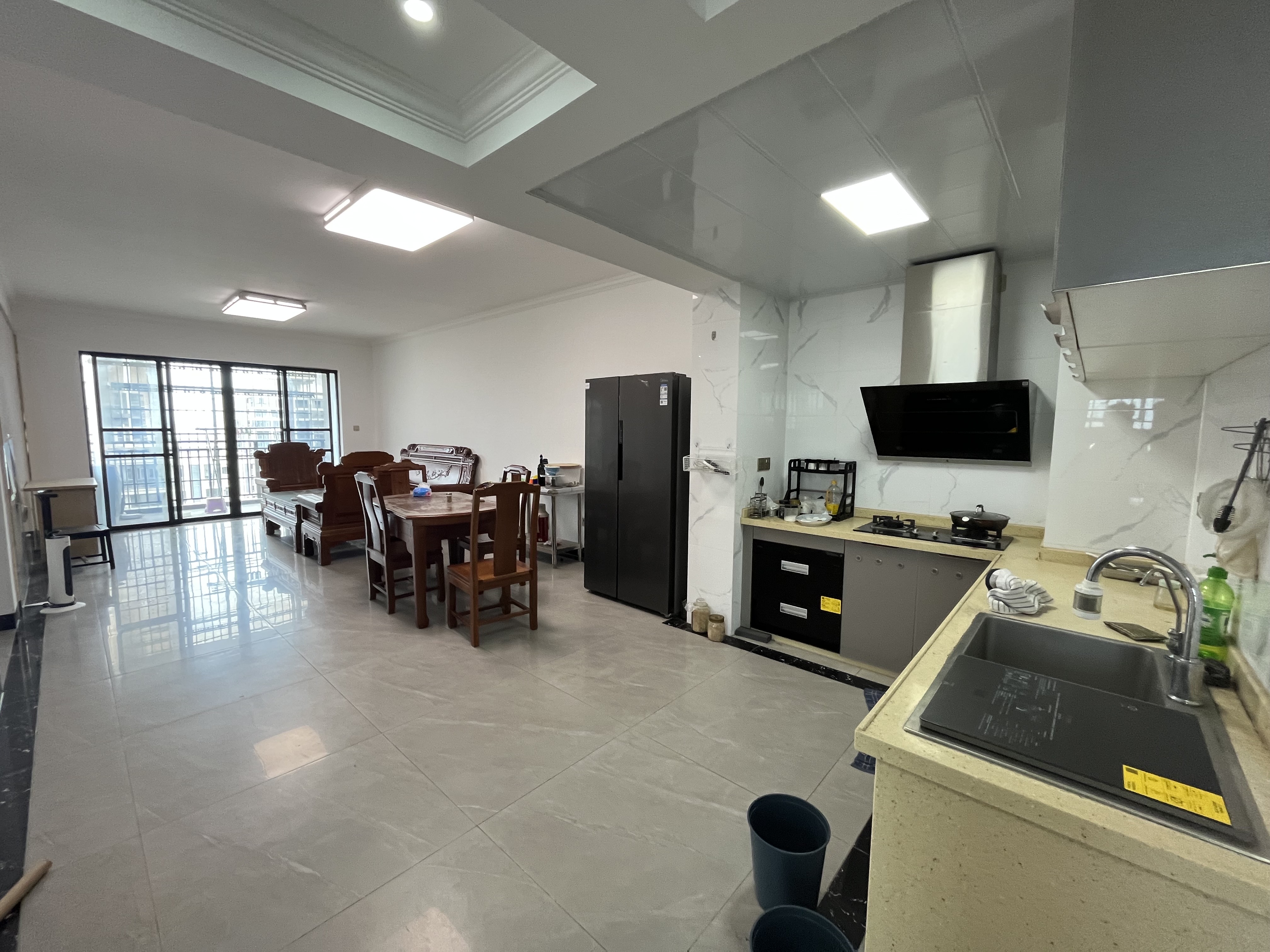 五源河公寓C区 3室2厅2卫 2500.0元/月 五源河公寓C区 3室2厅2卫 2500.0元/月户型图