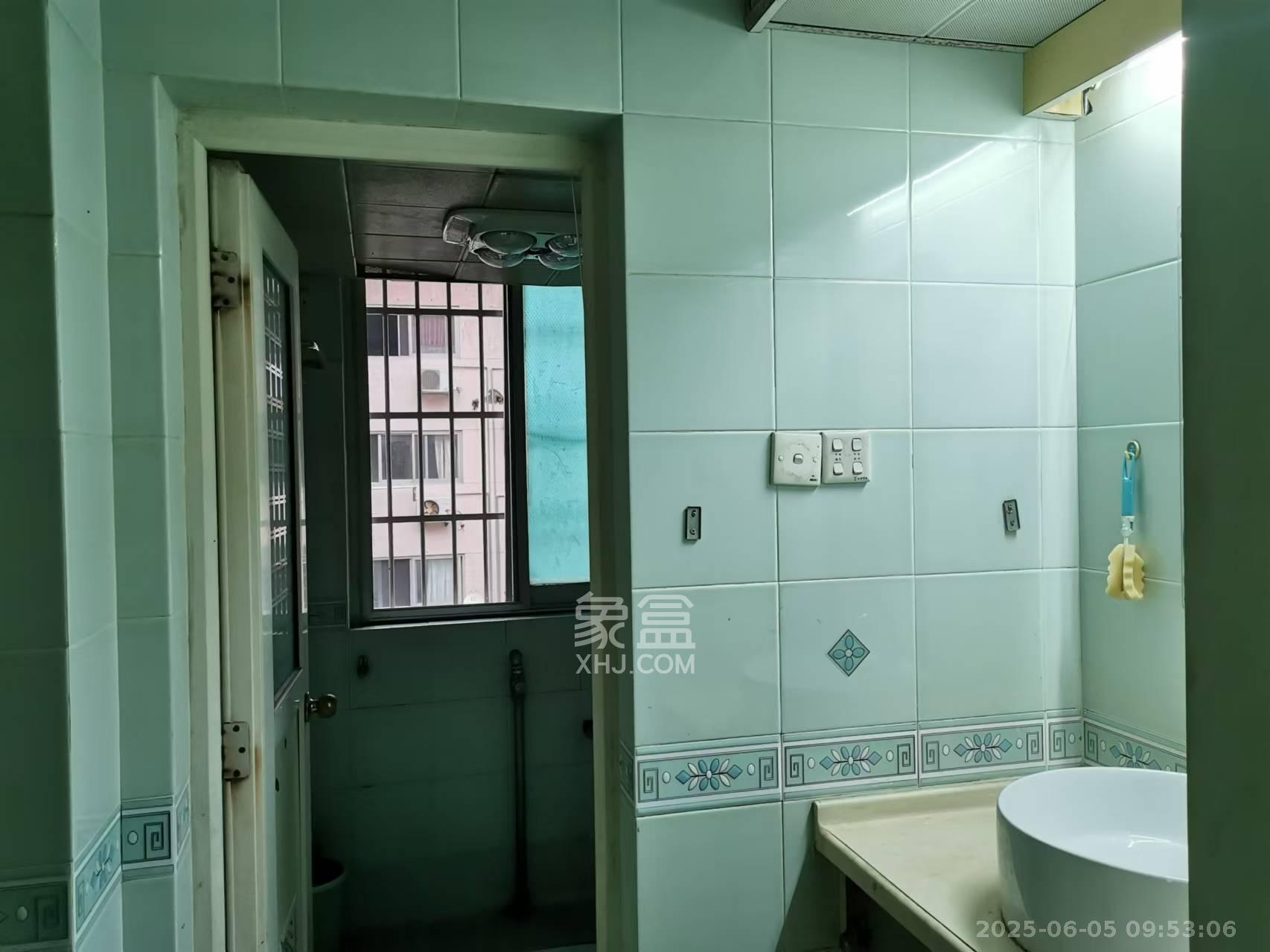 湘卫花苑 3室1厅1卫 1900.0元/月 湘卫花苑 3室1厅1卫 1900.0元/月室内图