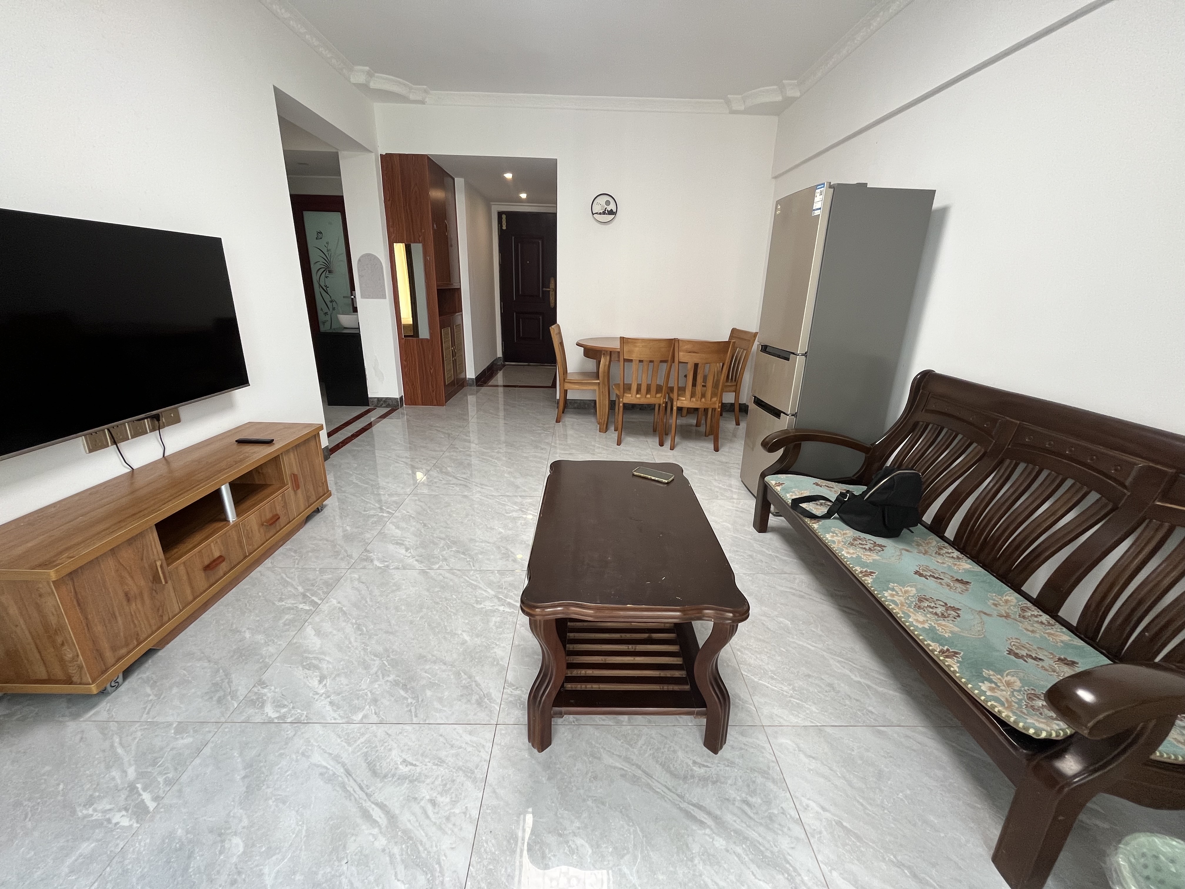 新大洲教师住宅小区 1室0厅0卫 1800.0元/月 新大洲教师住宅小区 1室0厅0卫 1800.0元/月室内图