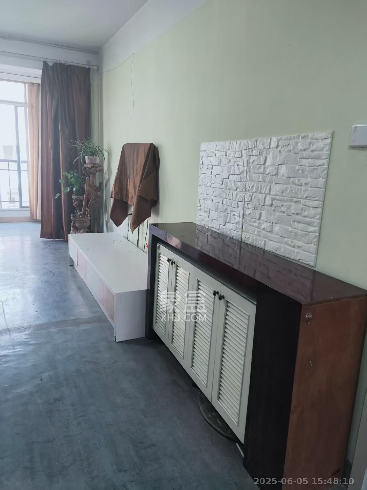 金帆小区  2室1厅1卫    1500.0元/月室内图