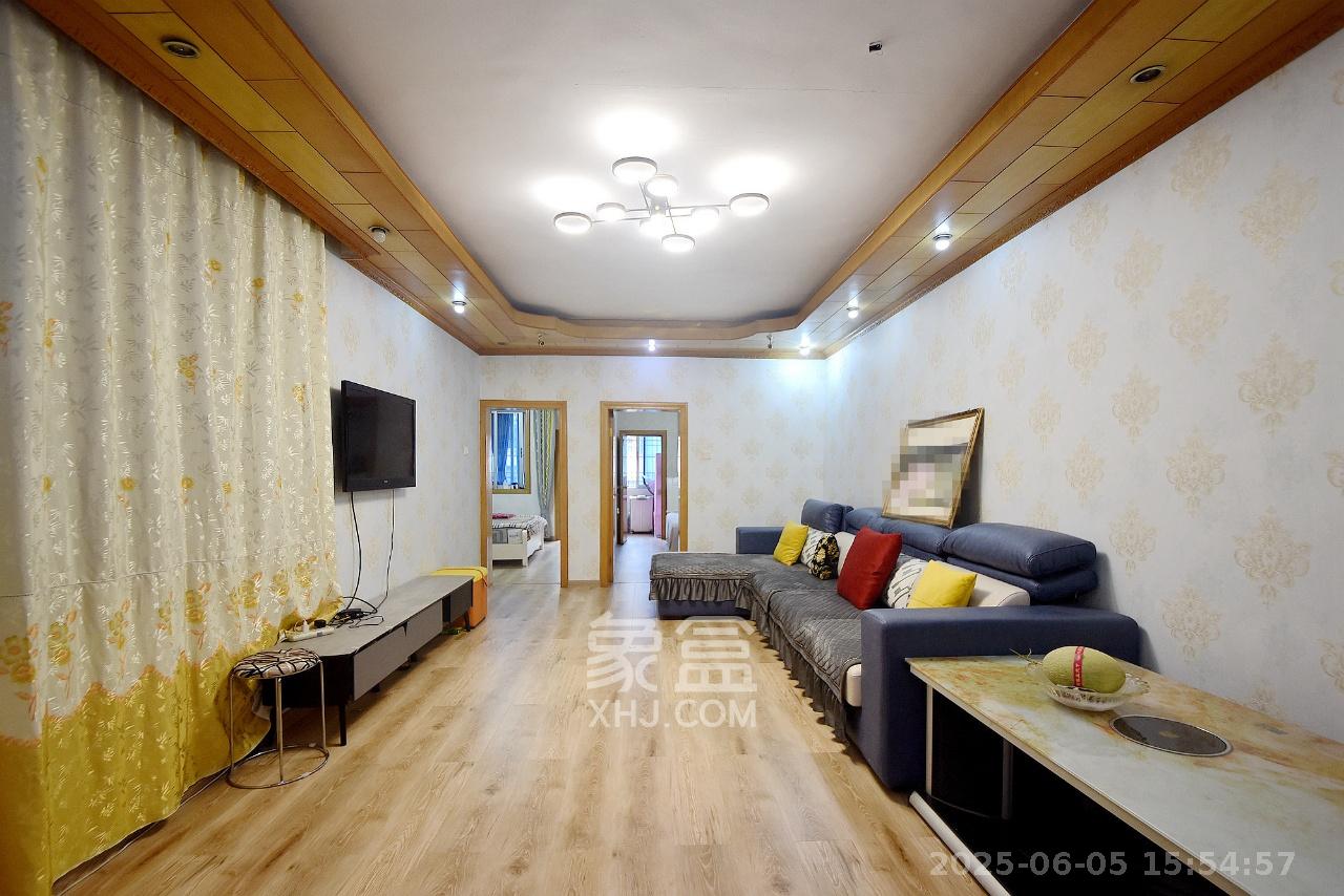 红旗雅居 3室2厅2卫 2200.0元/月 红旗雅居 3室2厅2卫 2200.0元/月室内图