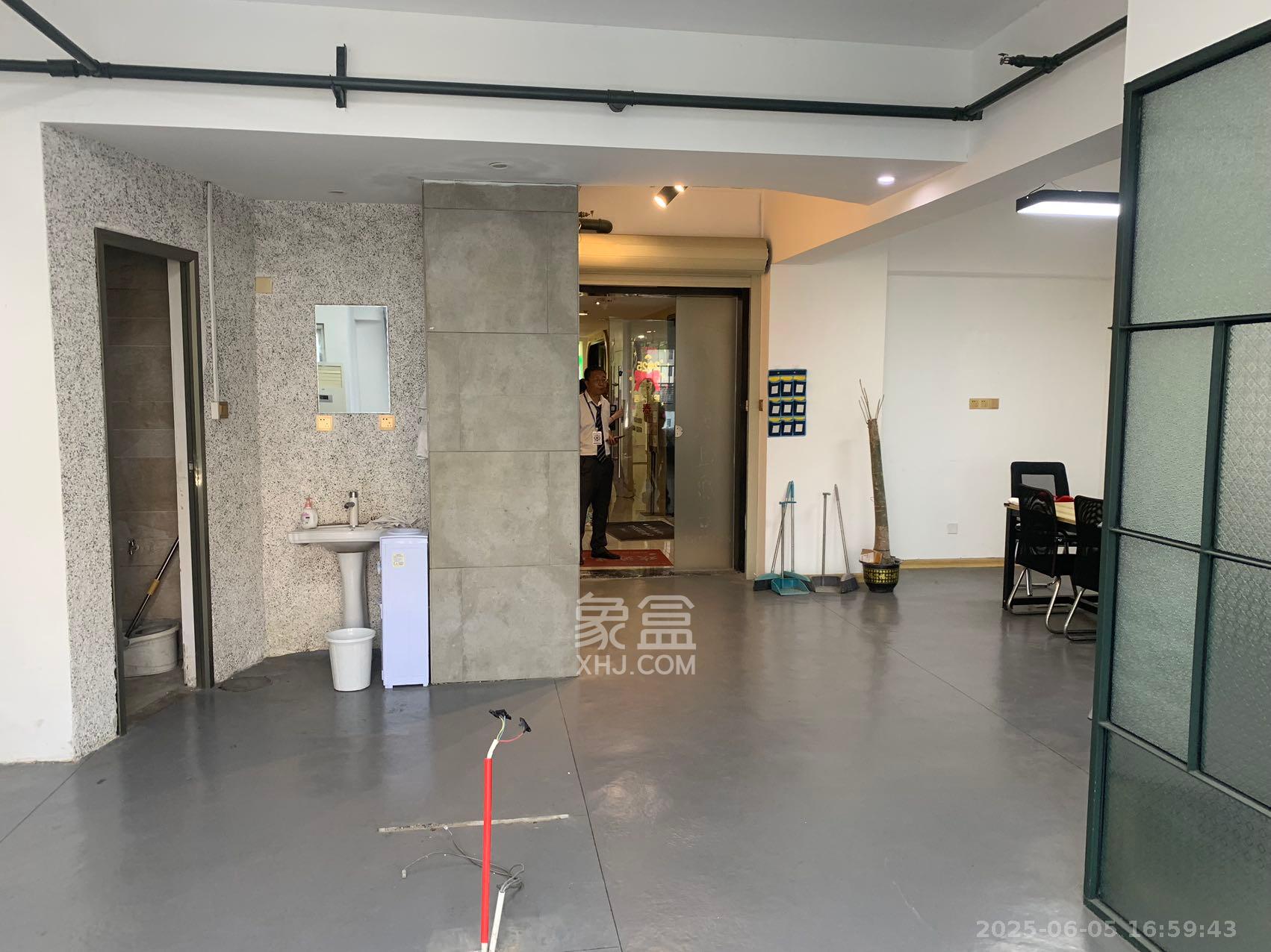 北辰三角洲B1E1区  1室1厅1卫   4500.00元/月室内图