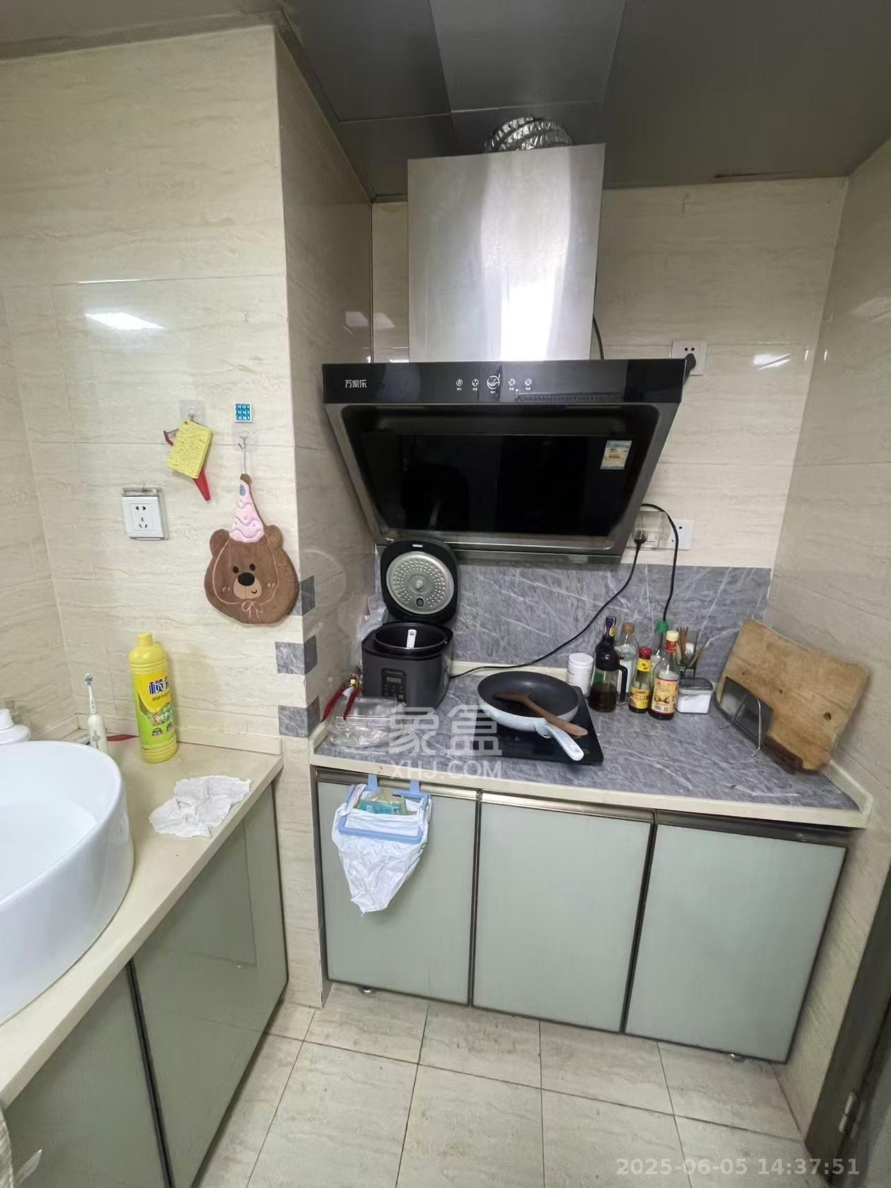 佳兴国际汇  1室1厅1卫   1350.00元/月室内图