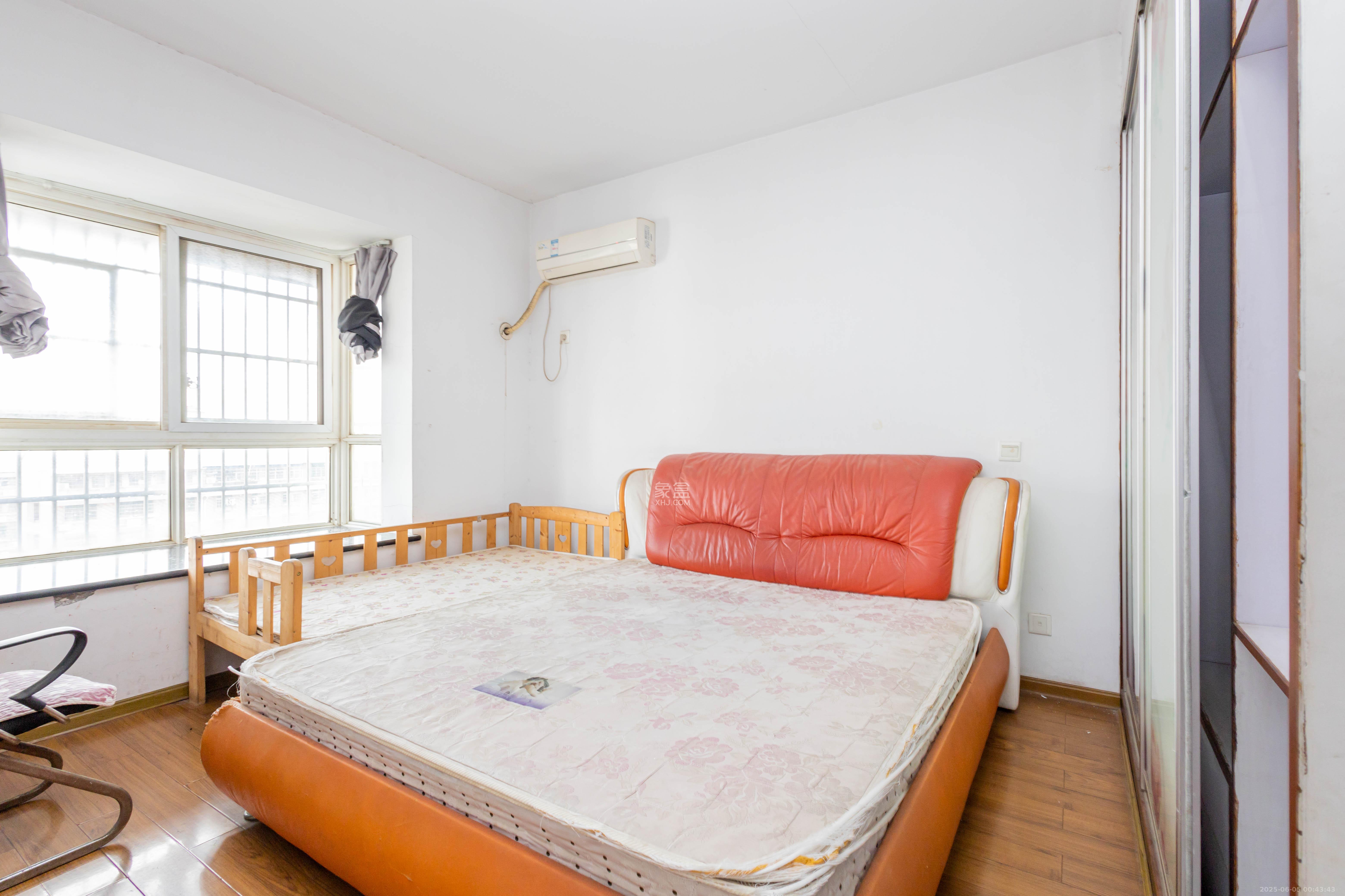 紫东苑(星沙)  3室2厅2卫    58.0万 紫东苑(星沙)  3室2厅2卫    58.0万卧室