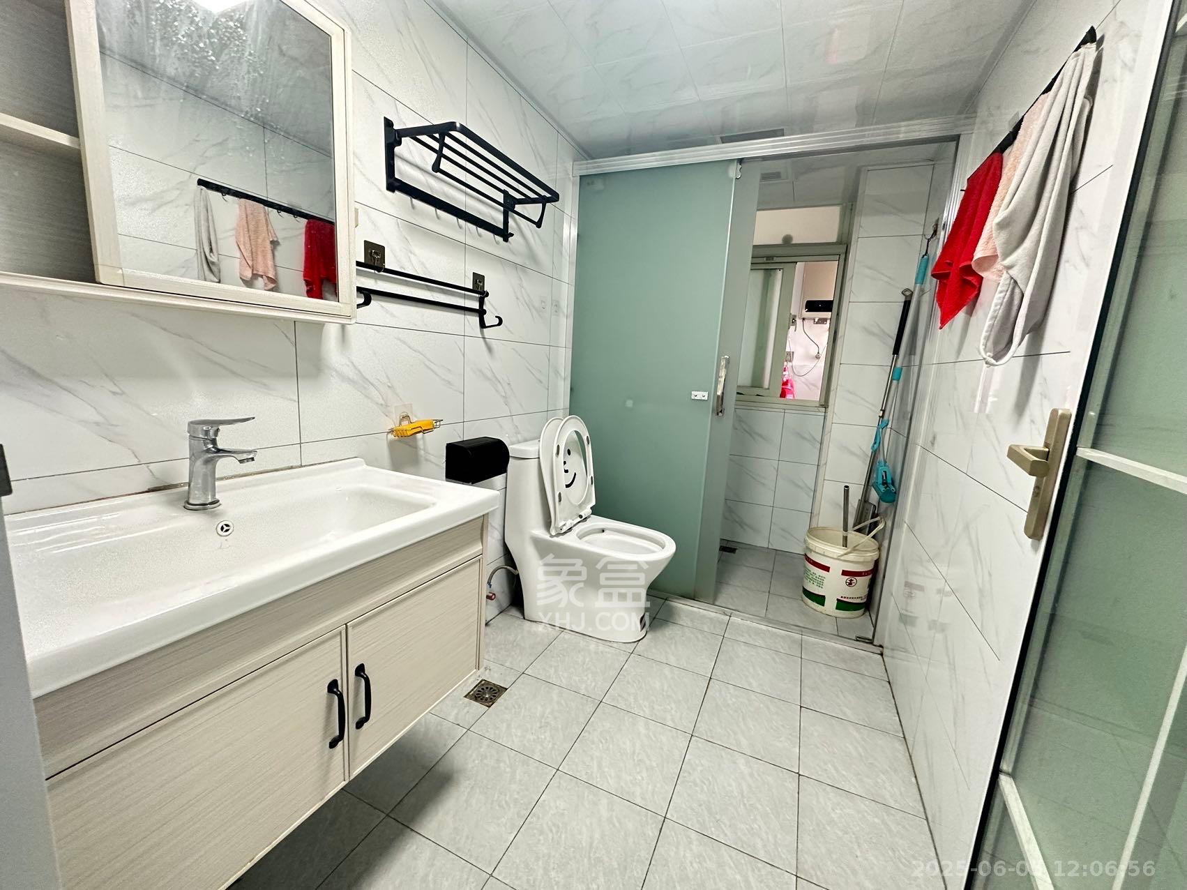 北辰三角洲E6区 3室2厅1卫 4000.0元/月 北辰三角洲E6区 3室2厅1卫 4000.0元/月室内图