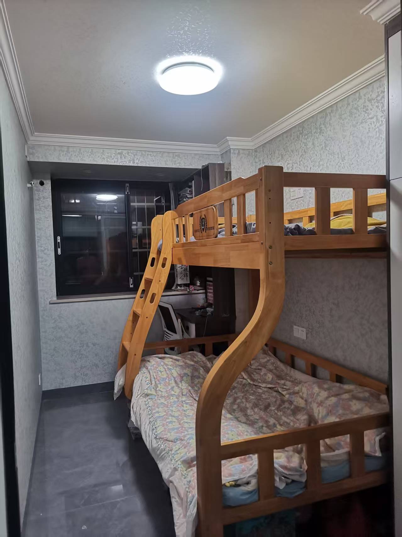 百弘学府城  2室1厅1卫   1200.00元/月室内图