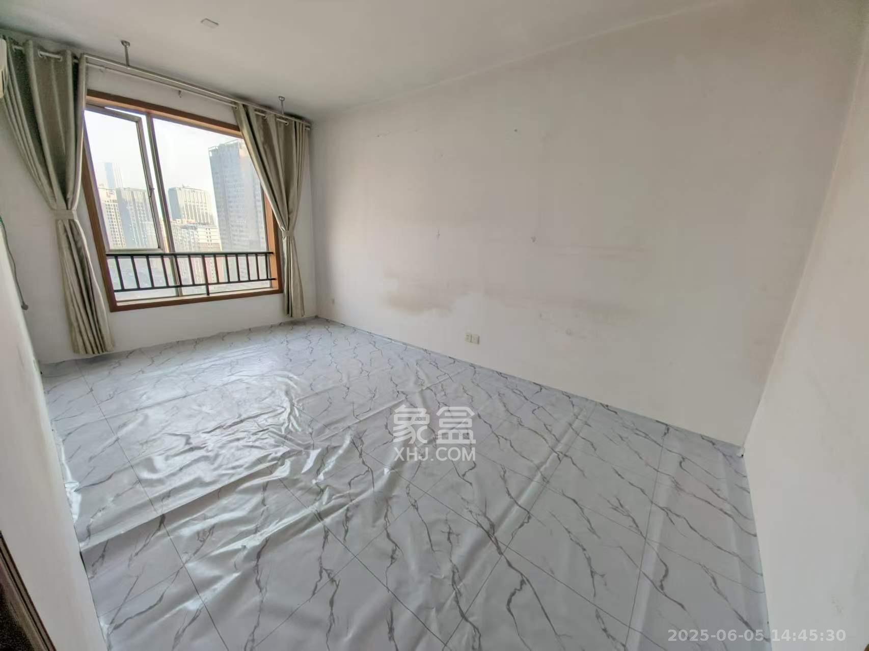 上河国际A座  2室2厅1卫   2500.00元/月室内图