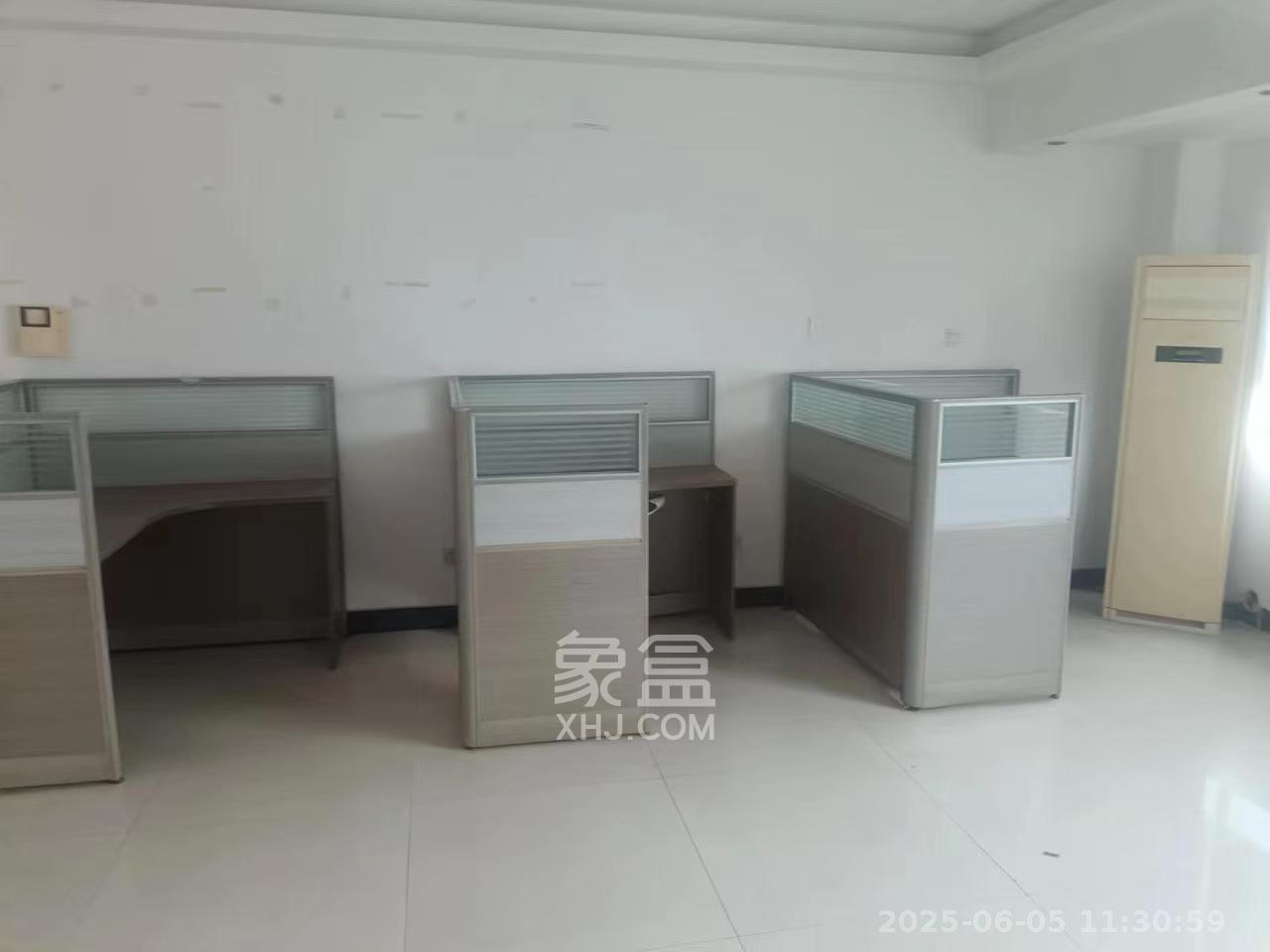 香颂国际 1室1厅1卫 1300.0元/月 香颂国际 1室1厅1卫 1300.0元/月室内图