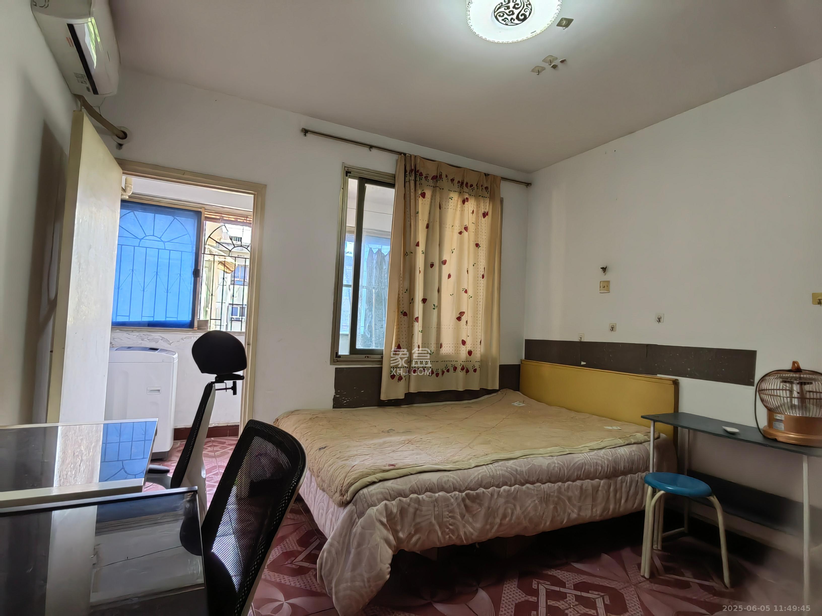 湘运新村 2室2厅1卫 1300.0元/月 湘运新村 2室2厅1卫 1300.0元/月室内图