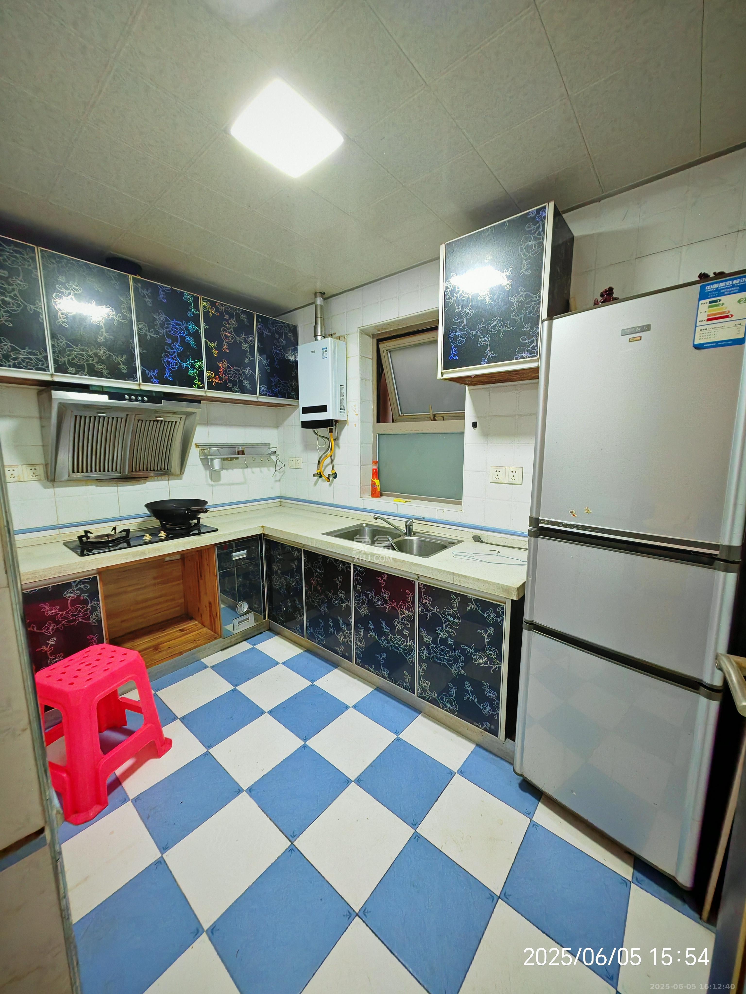 怡海星城 2室2厅1卫 1400.0元/月 怡海星城 2室2厅1卫 1400.0元/月室内图