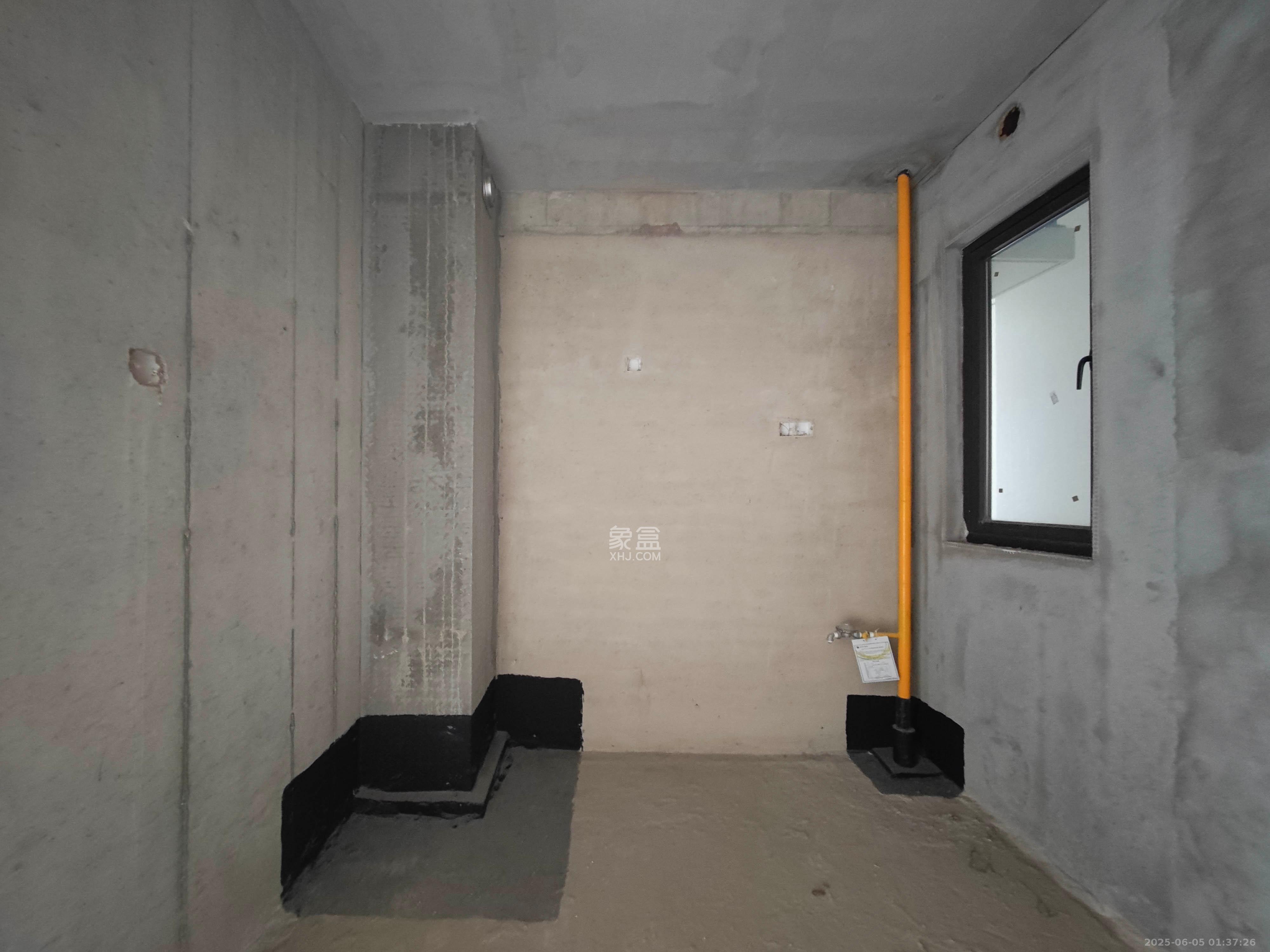 润和翰文府  3室2厅2卫    85.0万 润和翰文府  3室2厅2卫    85.0万其他