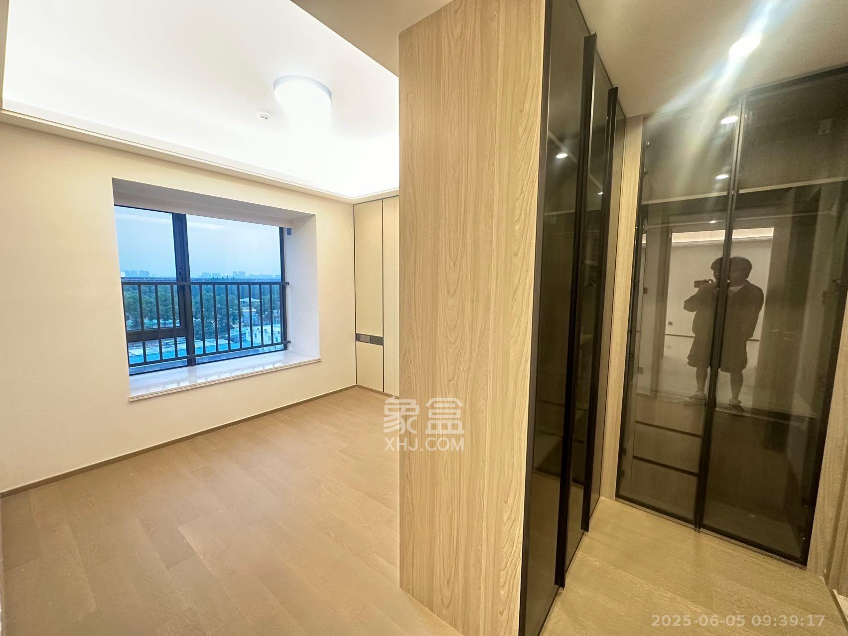 三一云谷  3室2厅2卫   109.80万