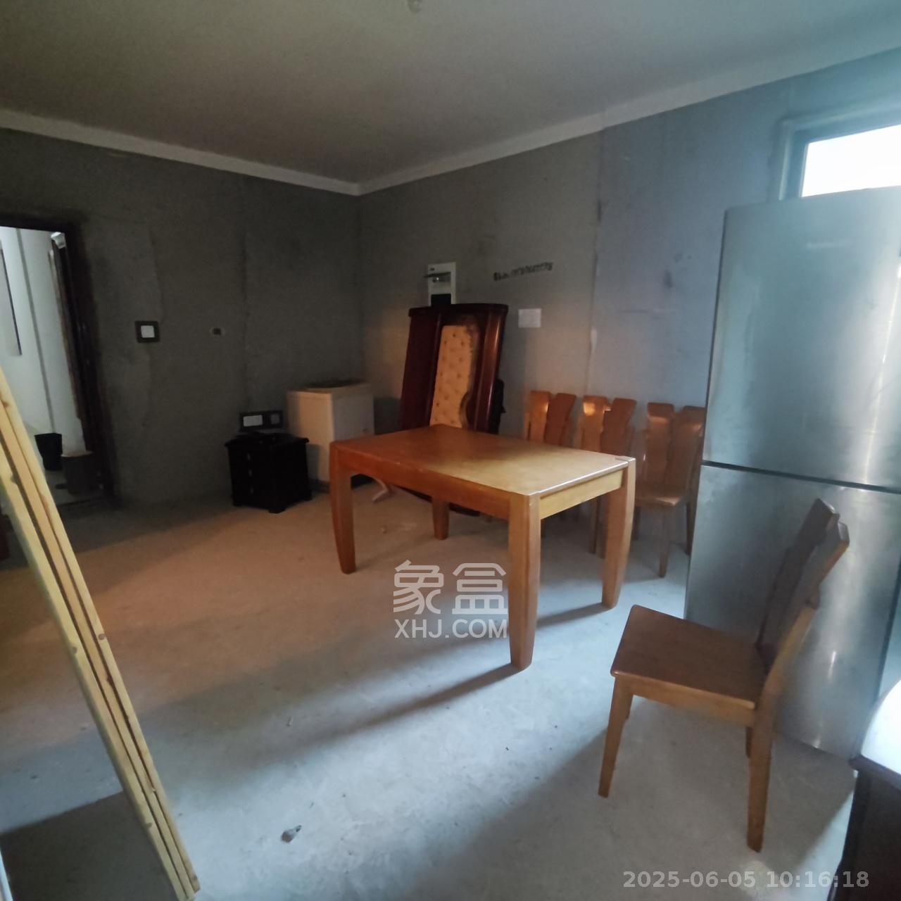 锦天金岸雅苑  2室1厅1卫    1000.0元/月 锦天金岸雅苑  2室1厅1卫    1000.0元/月室内图