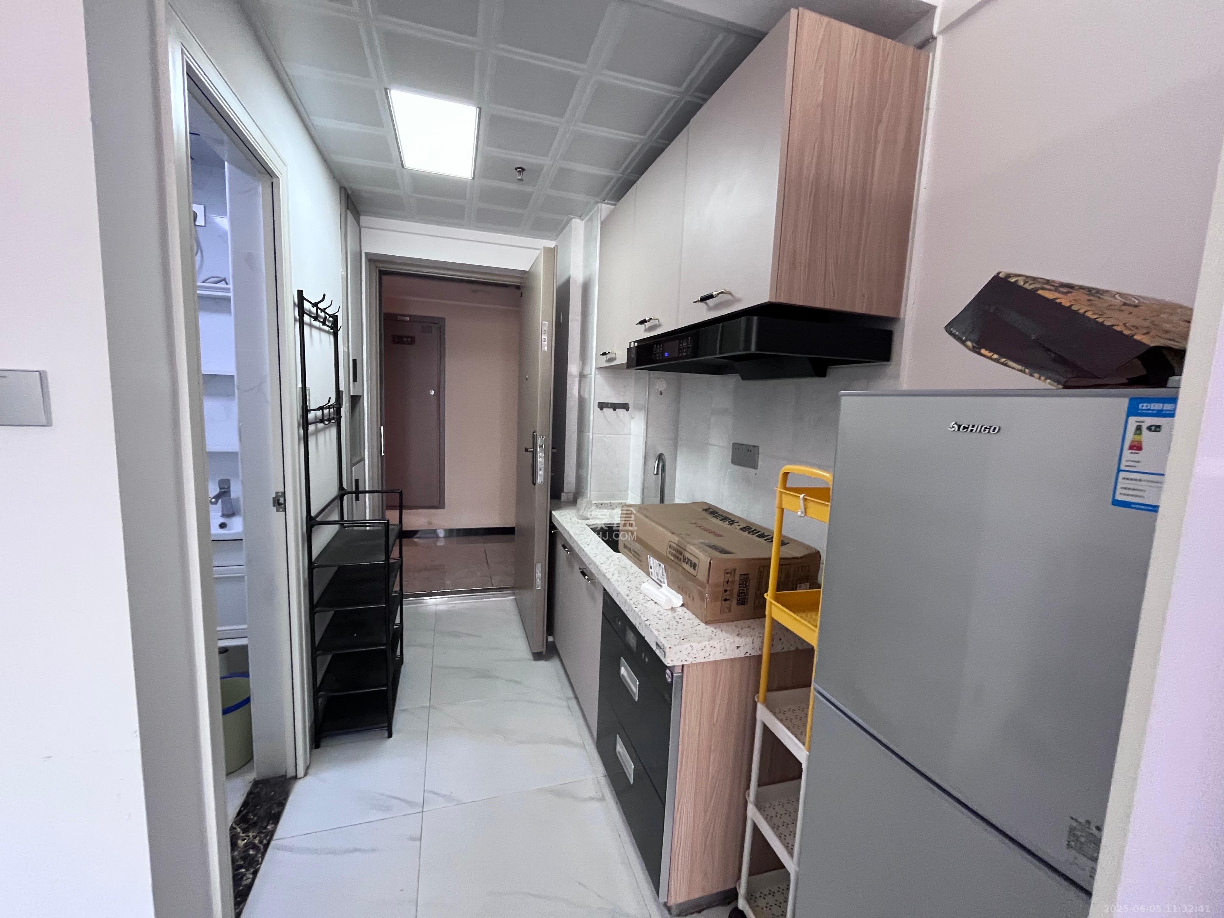 金地铂悦  1室1厅1卫    1100.0元/月室内图