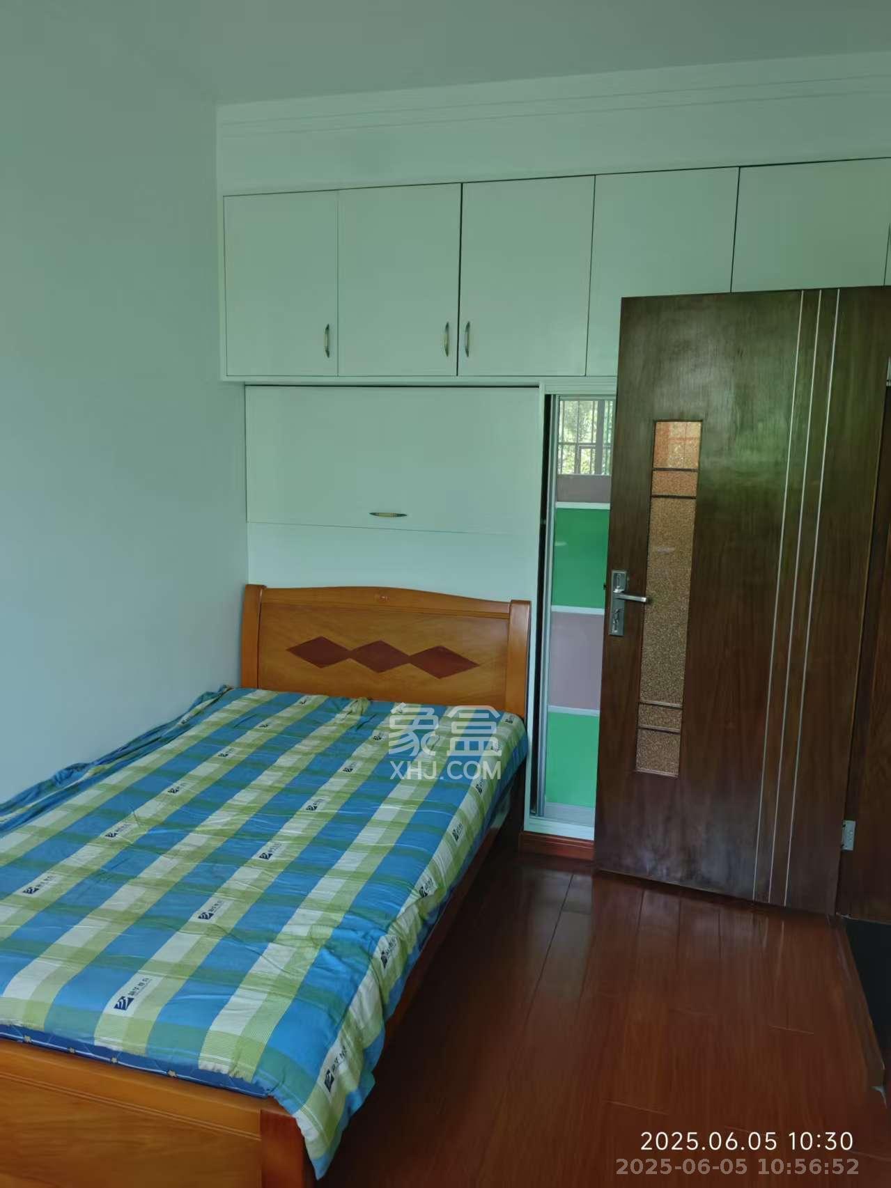 中南汽车世界 3室2厅1卫 1500.0元/月 中南汽车世界 3室2厅1卫 1500.0元/月室内图