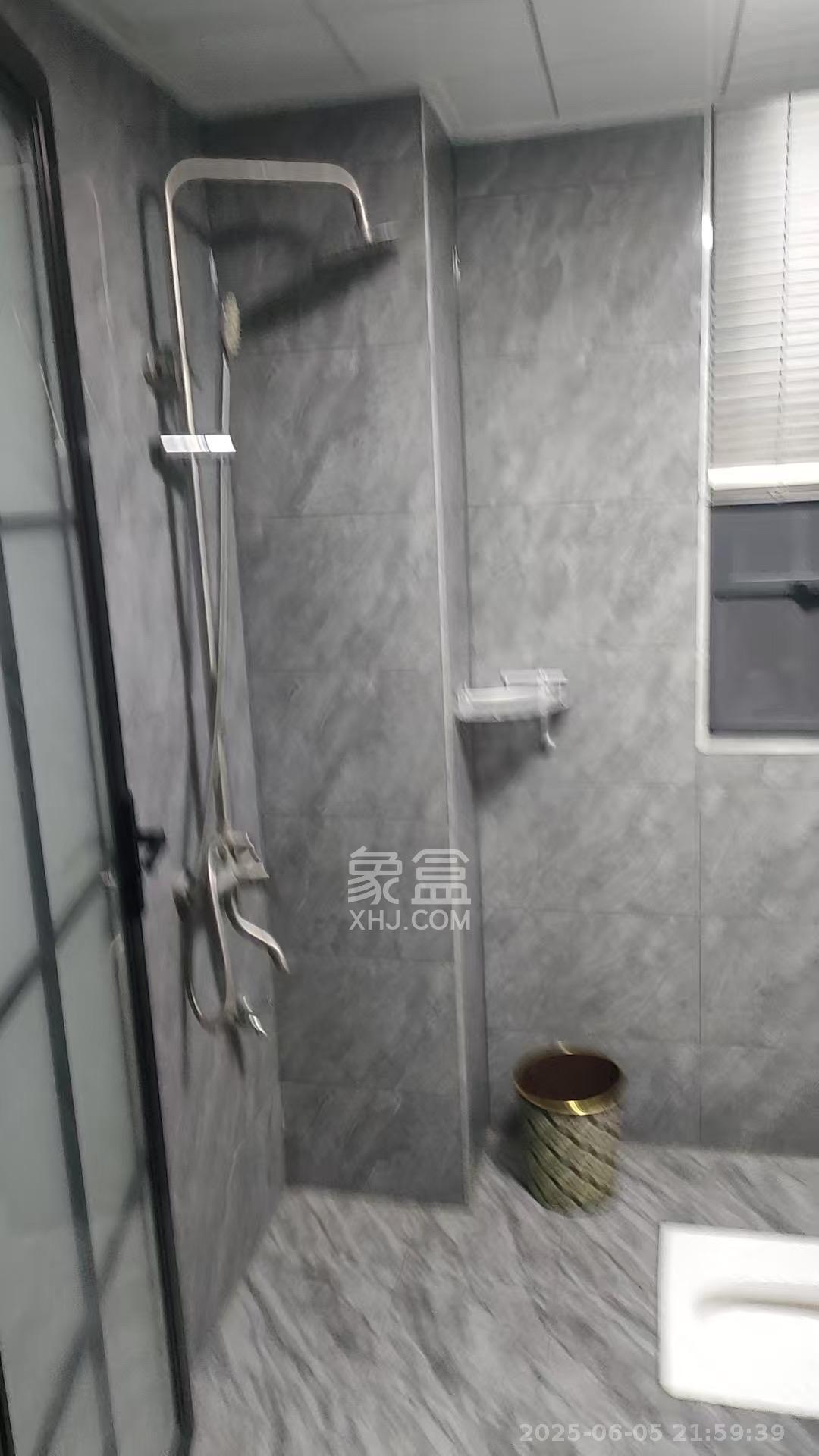 嘉雨兴园  2室1厅1卫   2800.00元/月室内图