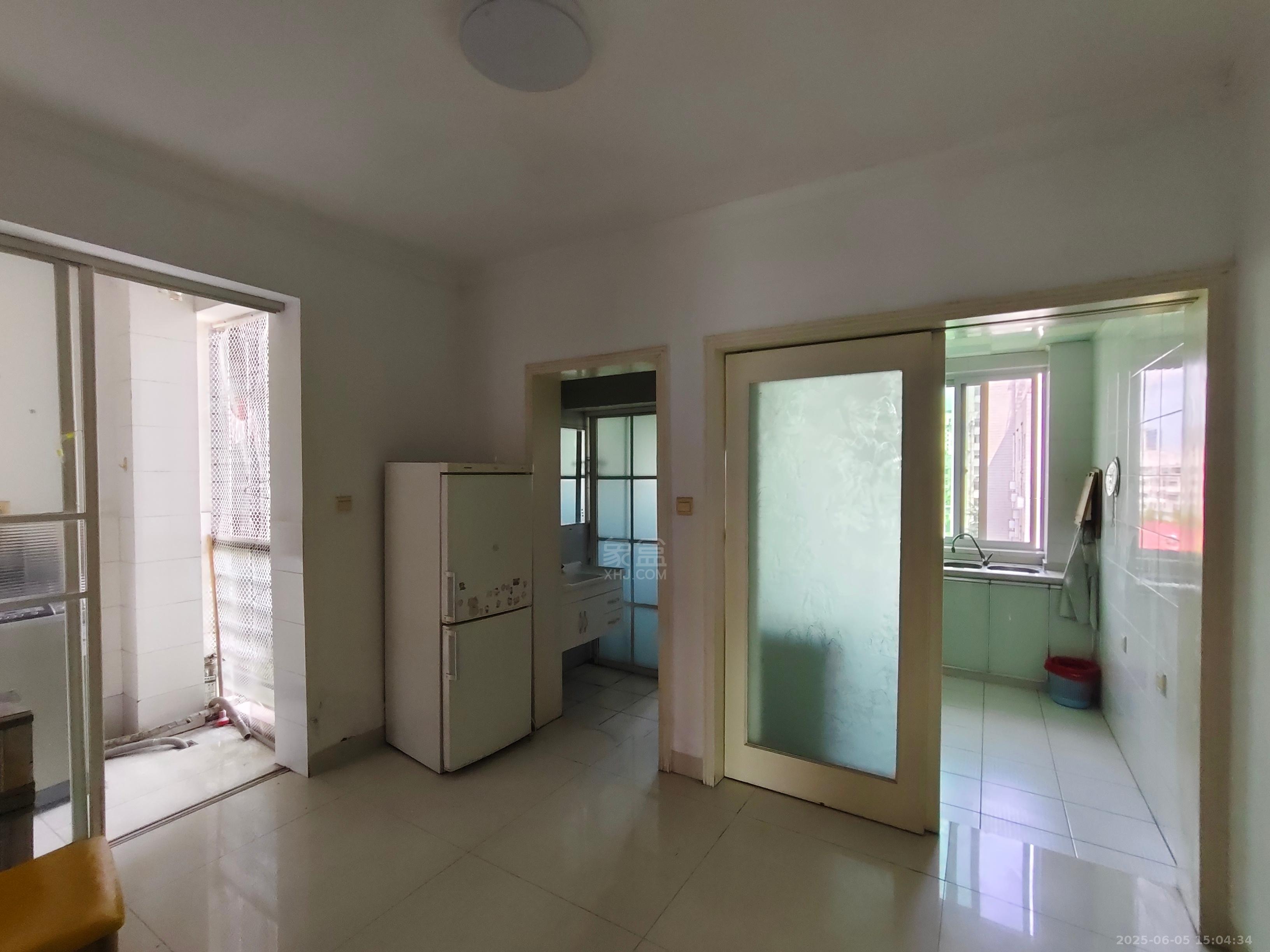 金碧华庭 1室0厅0卫 1200.0元/月 金碧华庭 1室0厅0卫 1200.0元/月室内图