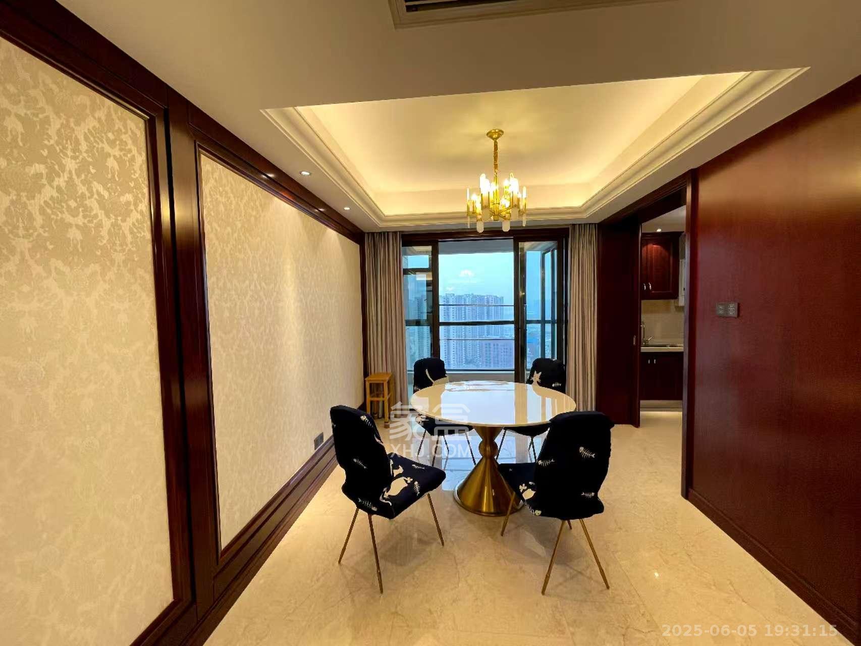 运达中央广场一、二期 3室2厅2卫 13000.0元/月 运达中央广场一、二期 3室2厅2卫 13000.0元/月室内图