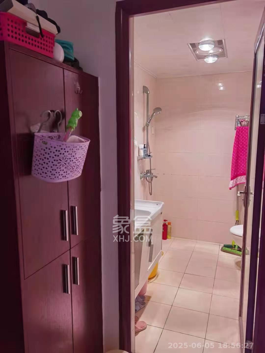 爱琴海岸 2室2厅1卫 1500.0元/月 爱琴海岸 2室2厅1卫 1500.0元/月室内图