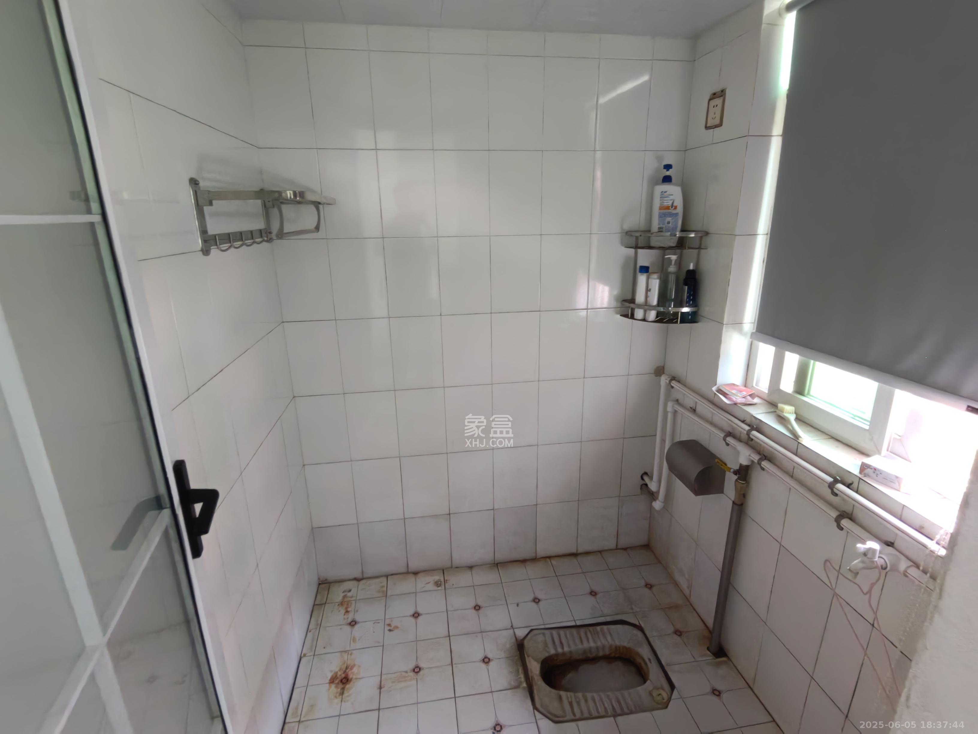 农行金穗小区（农行金穗家园）  4室2厅2卫    2500.0元/月室内图